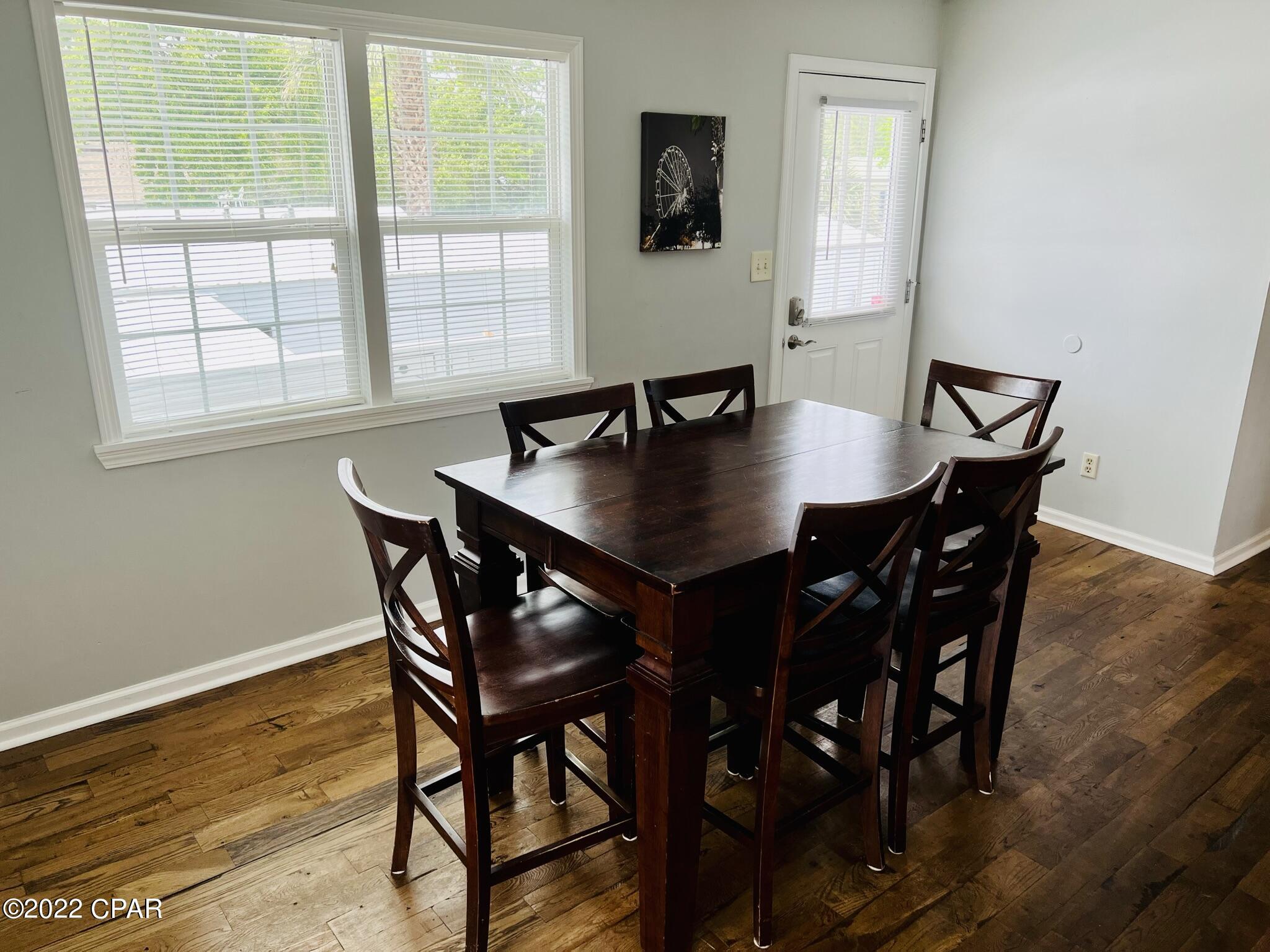 Laguna Beach Plaza - Residential