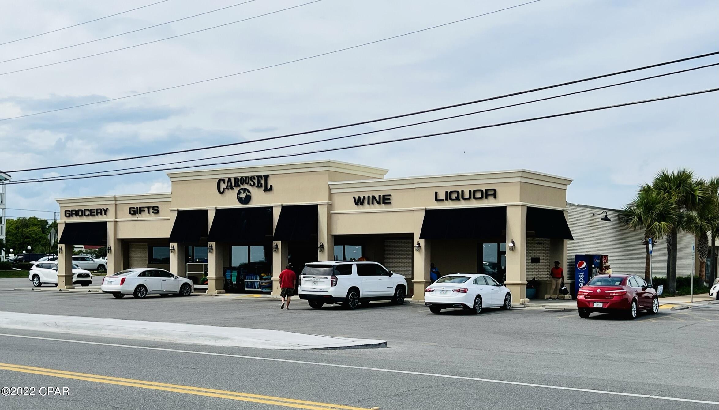 Laguna Beach Plaza - Residential