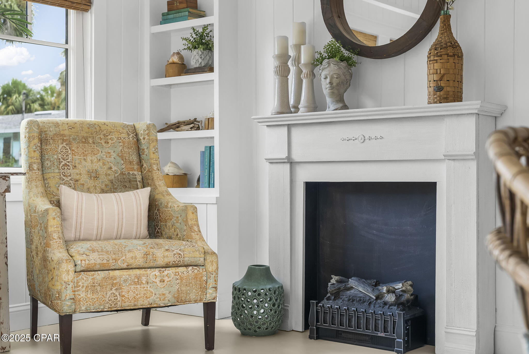 Laguna Beach Estates 1st Add - Residential