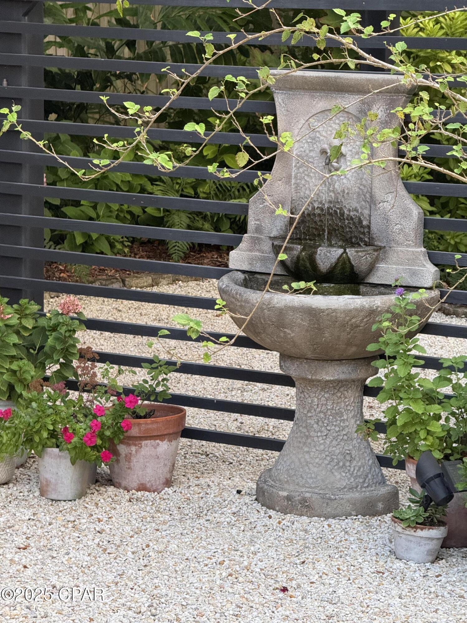 Laguna Beach Estates 1st Add - Residential