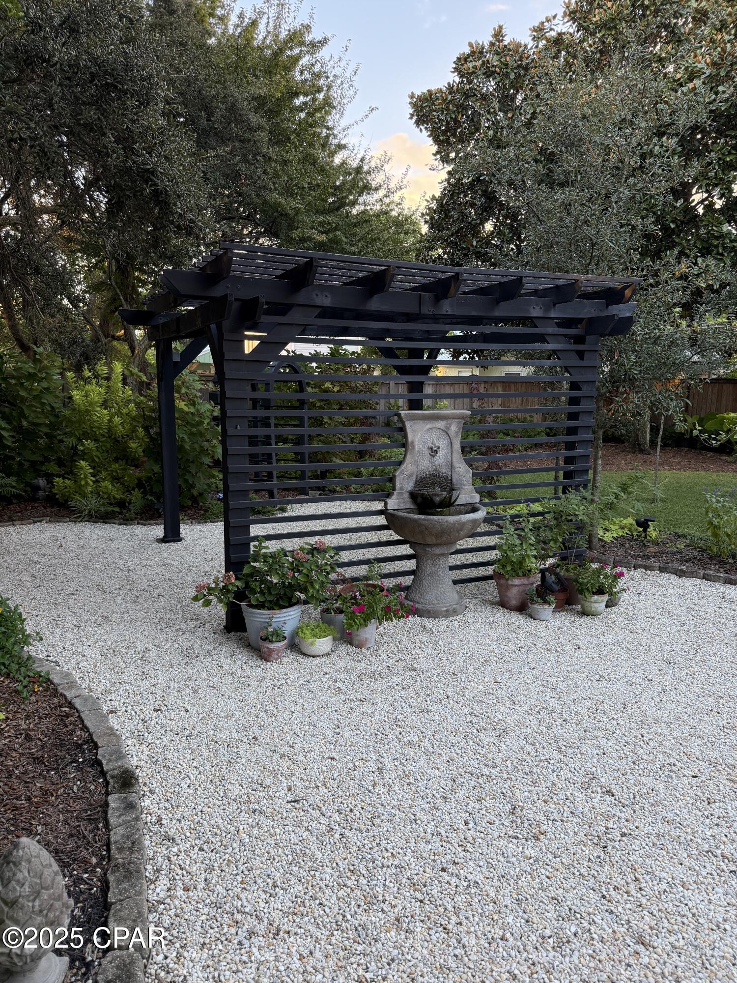 Laguna Beach Estates 1st Add - Residential