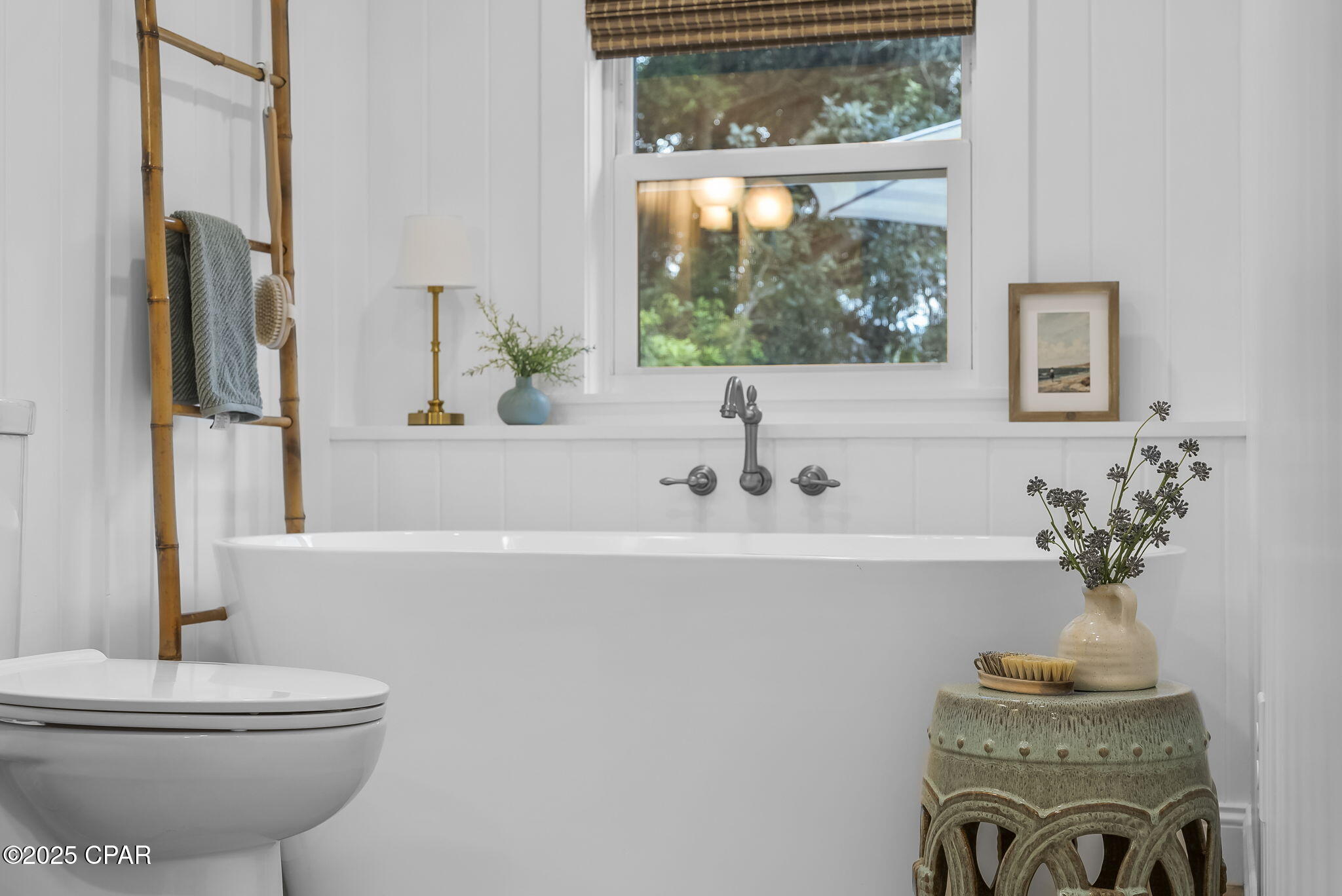 Laguna Beach Estates 1st Add - Residential