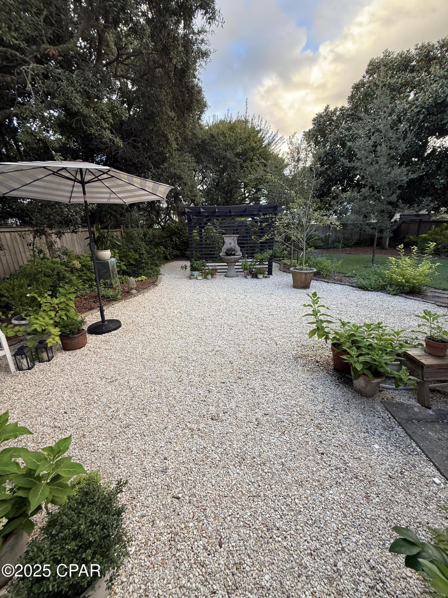 Laguna Beach Estates 1st Add - Residential