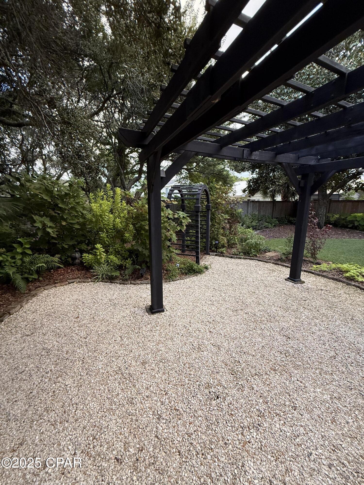 Laguna Beach Estates 1st Add - Residential