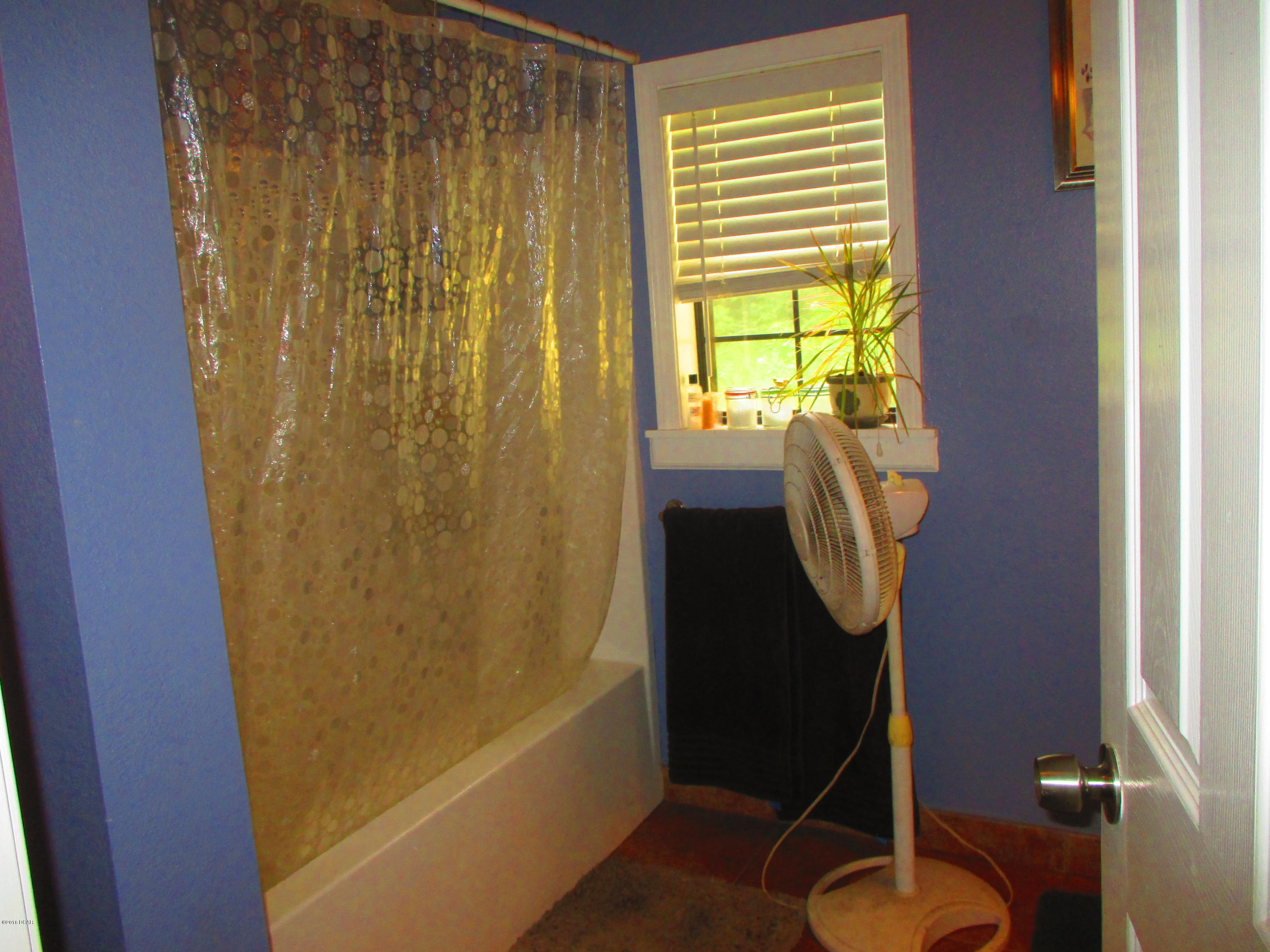 Keiths Bay Harbor Add - Residential Lease