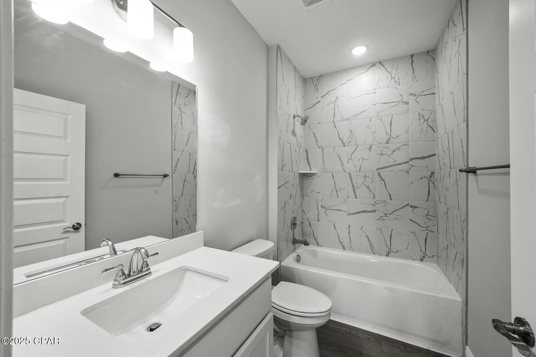 [No Recorded Subdiv] - Residential