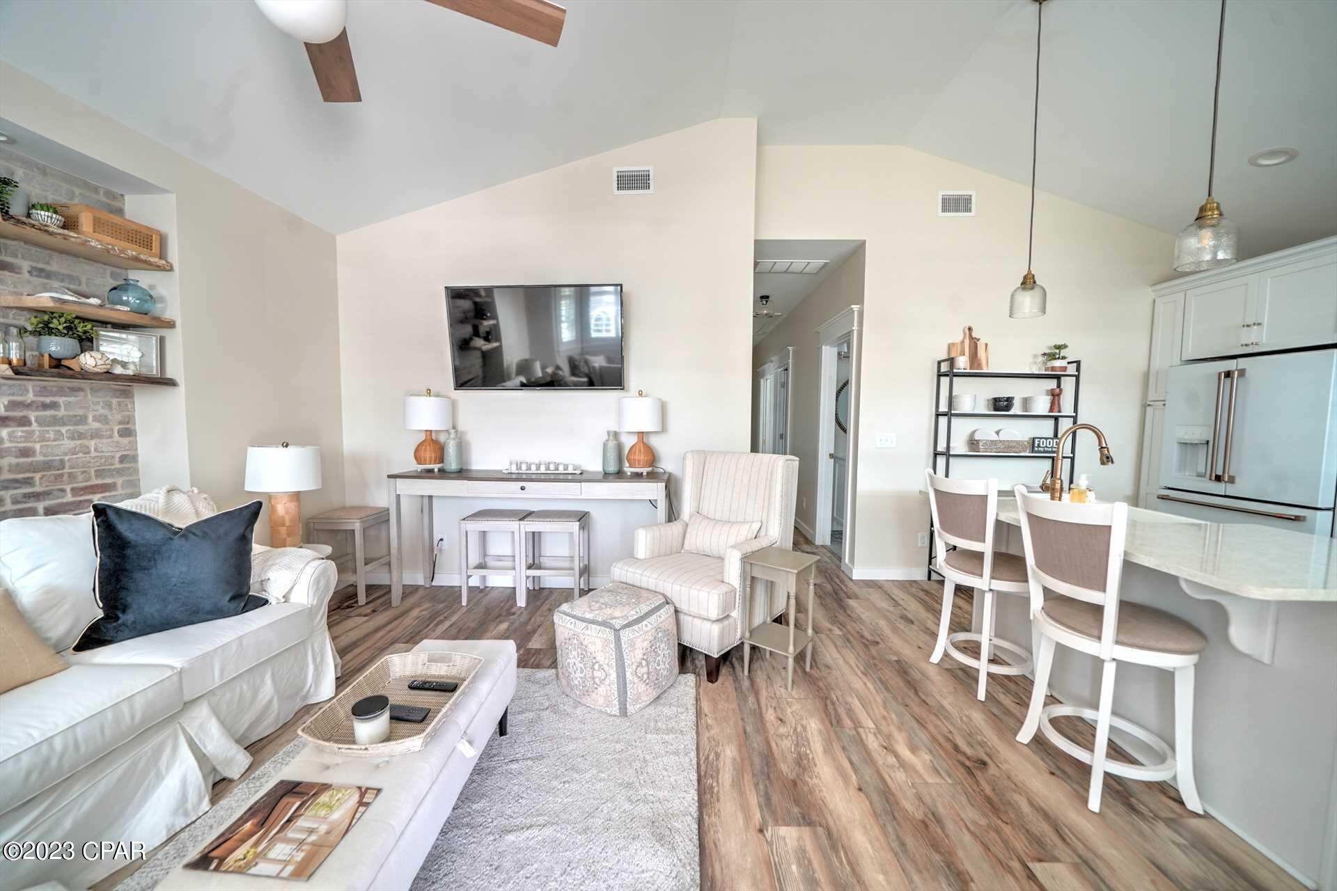 Venture Out Travel Trail - Residential