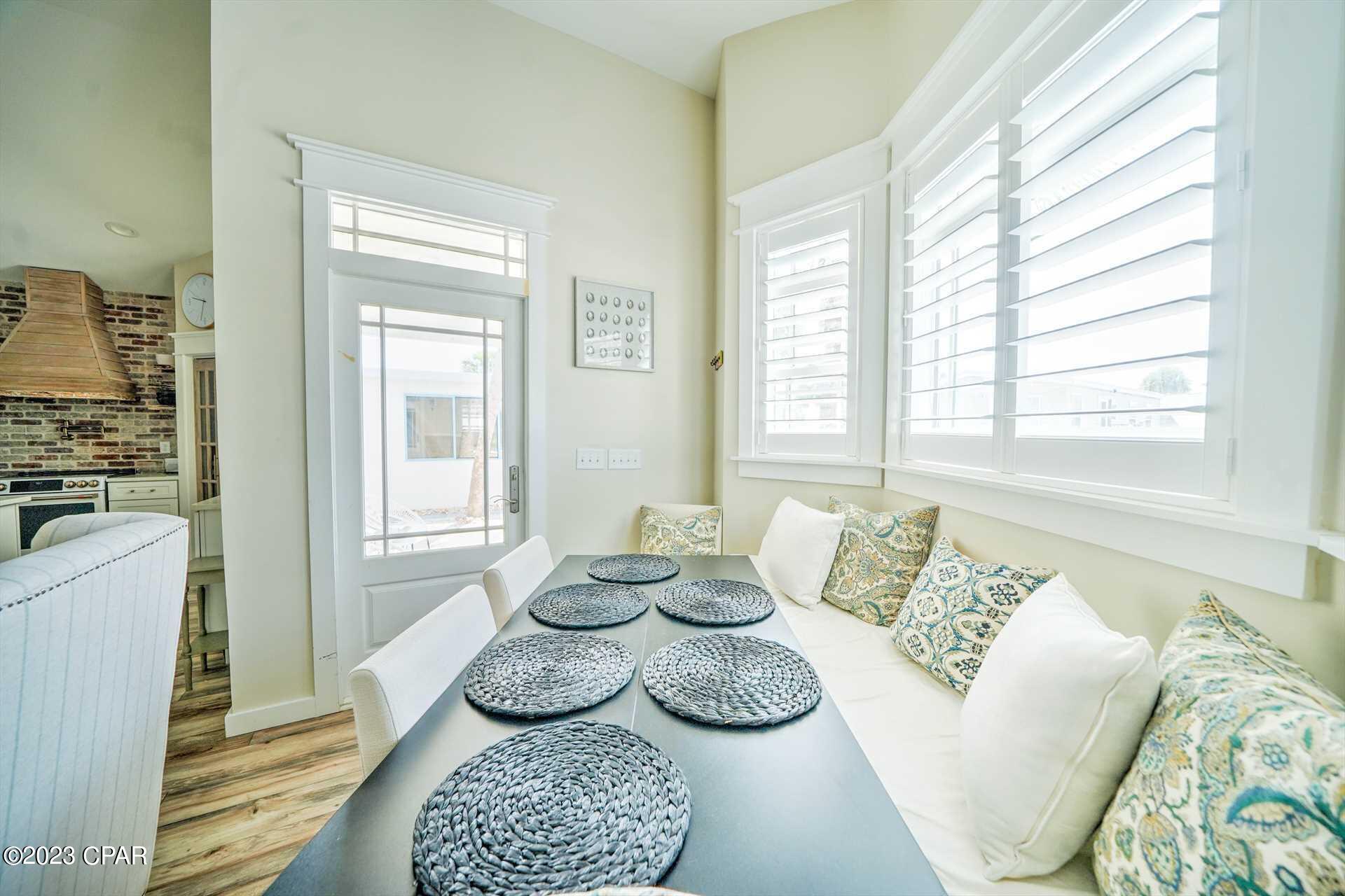 Venture Out Travel Trail - Residential