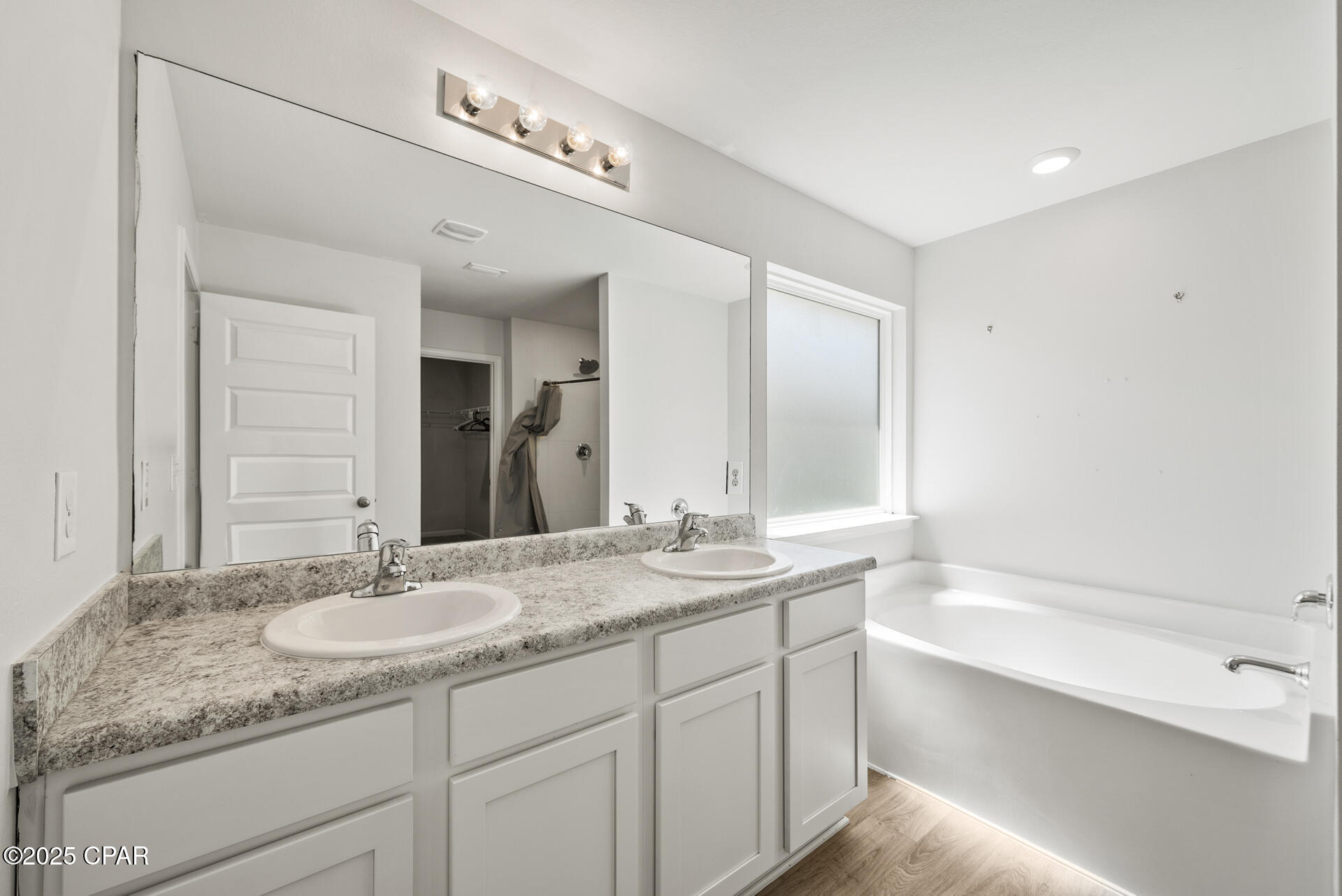 G.C. Dev. Co. - Residential Lease