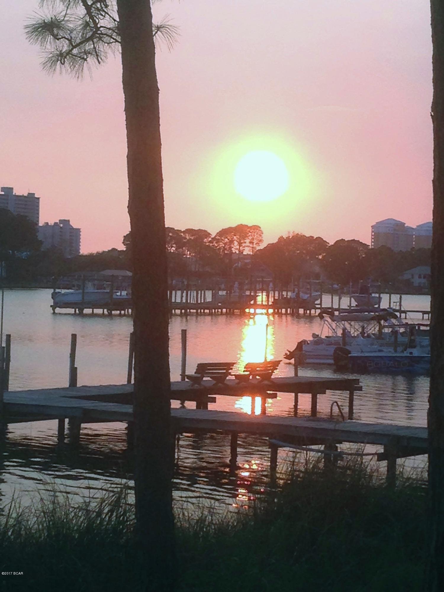 Palisades Condo Ph 1 - Residential