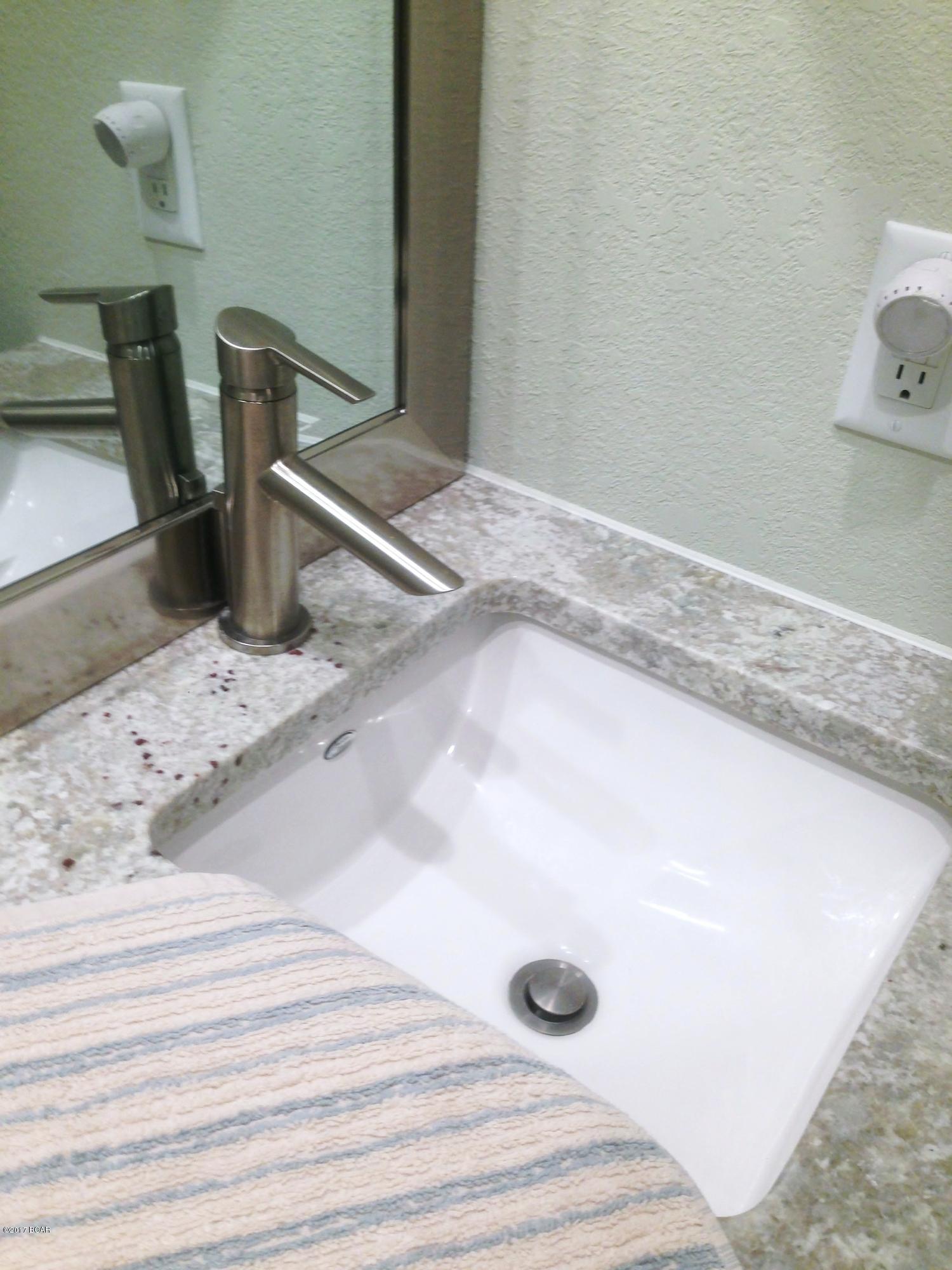 Palisades Condo Ph 1 - Residential