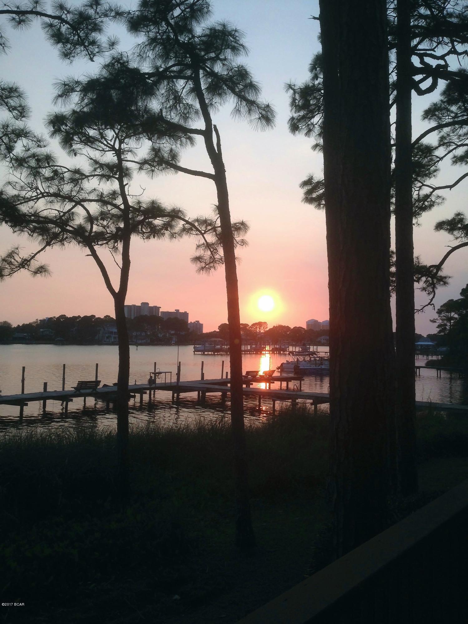 Palisades Condo Ph 1 - Residential