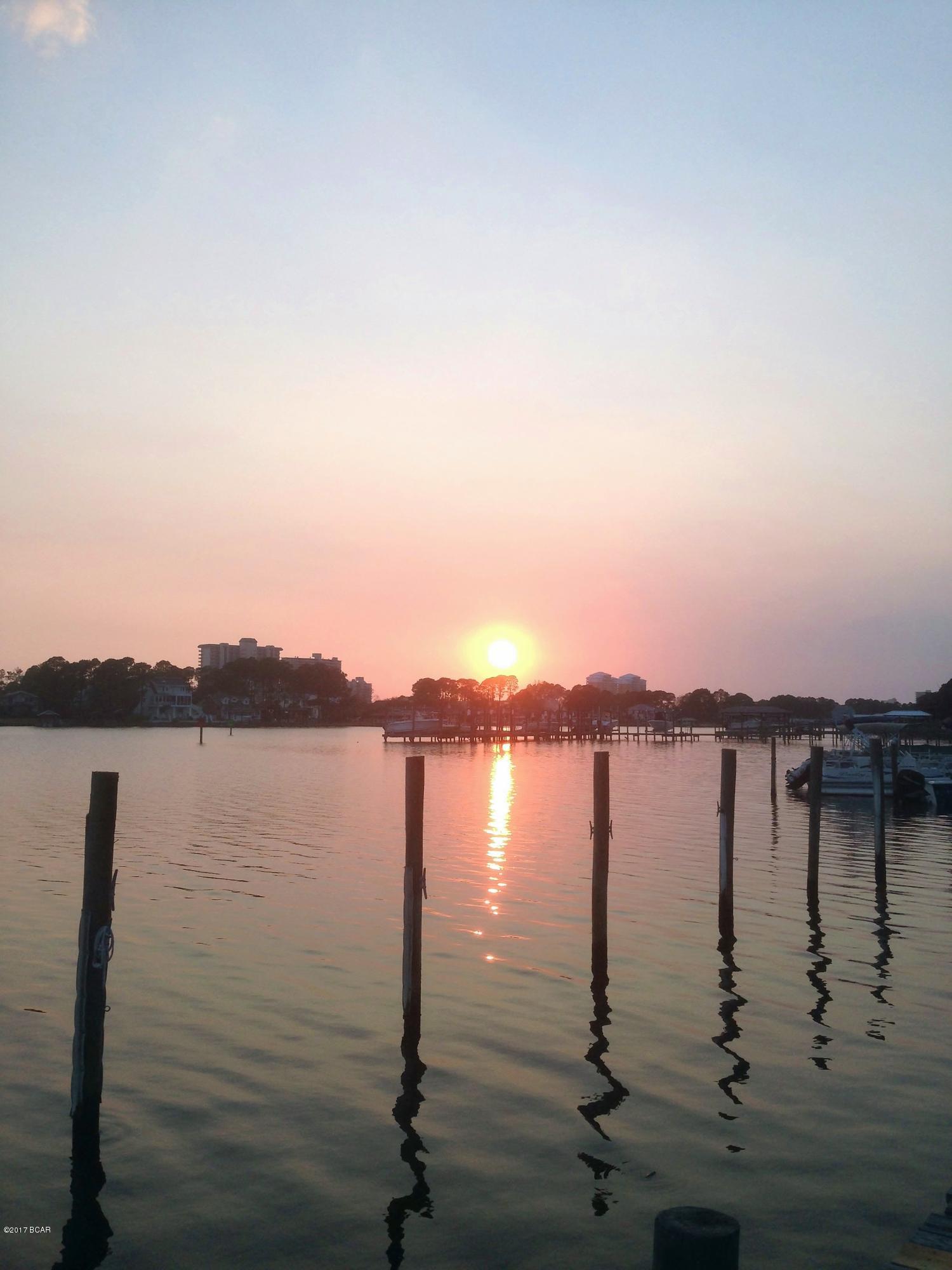 Palisades Condo Ph 1 - Residential