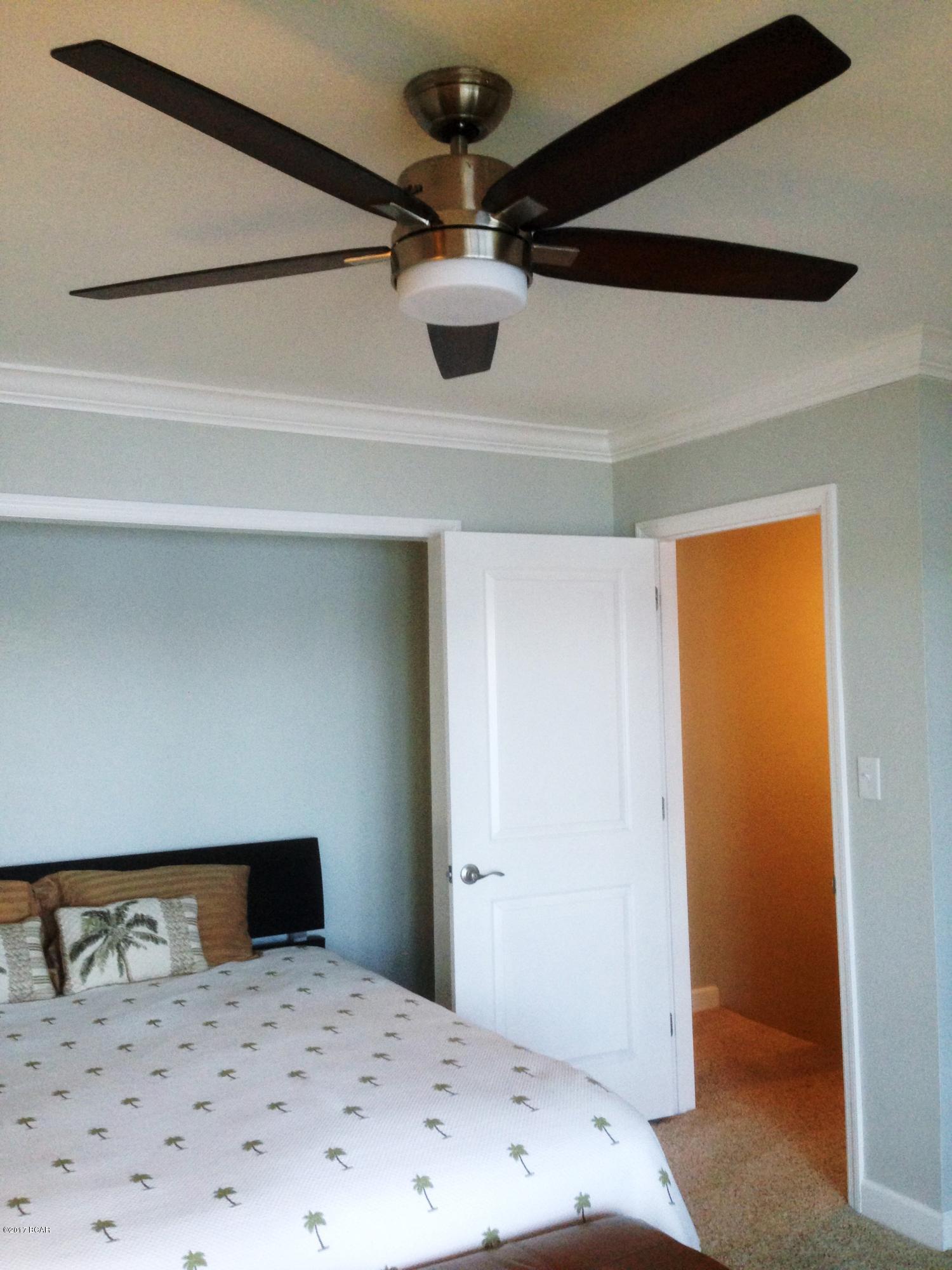 Palisades Condo Ph 1 - Residential