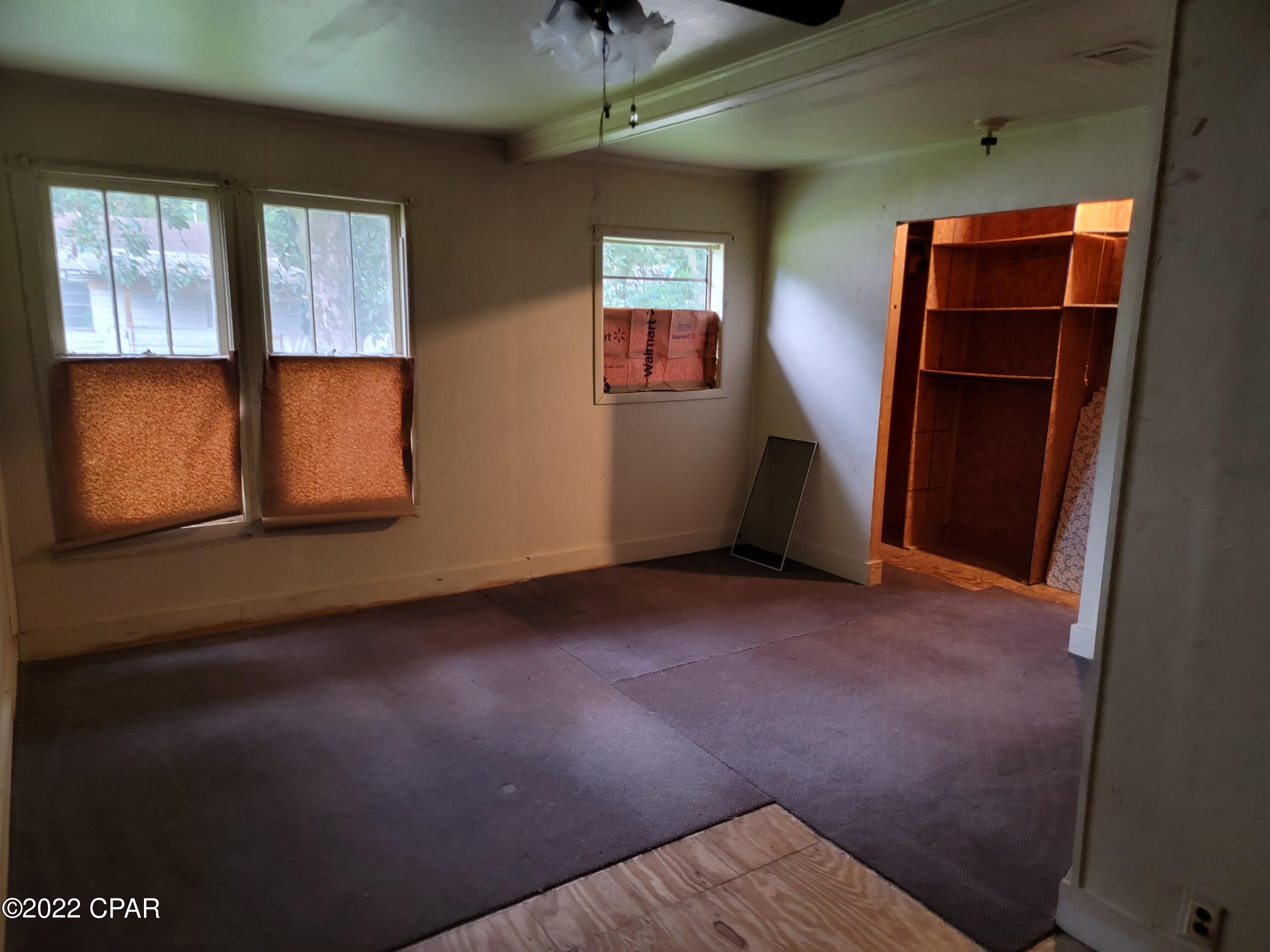 [No Recorded Subdiv] - Residential