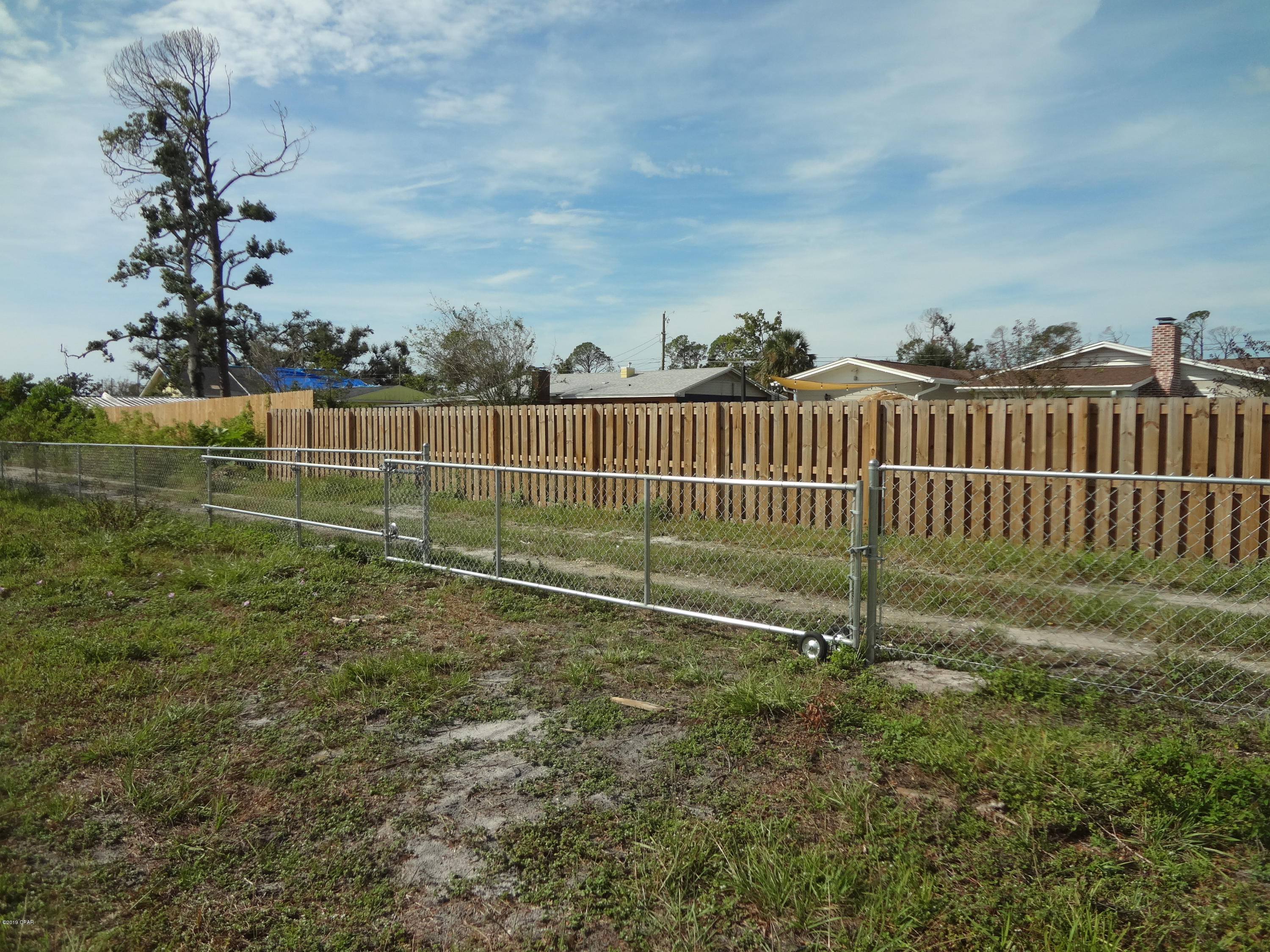 Pretty Bayou Hts 2nd - Residential