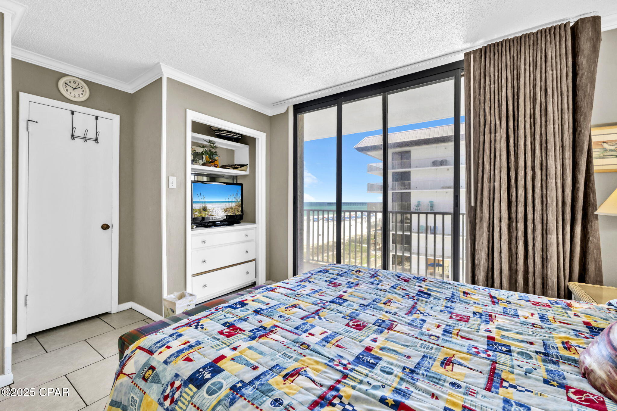 Leeward/Windward Condo - Residential