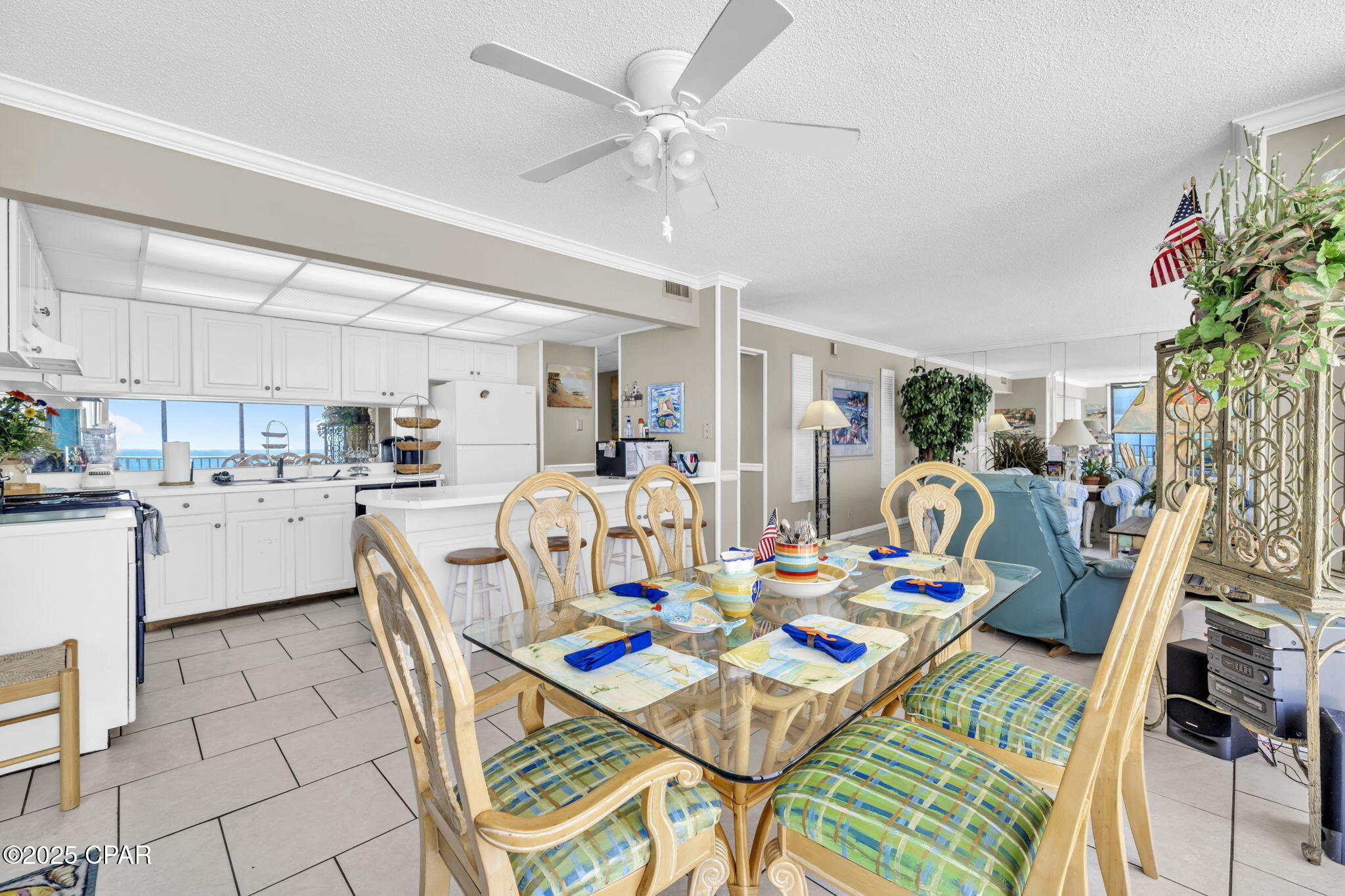 Leeward/Windward Condo - Residential