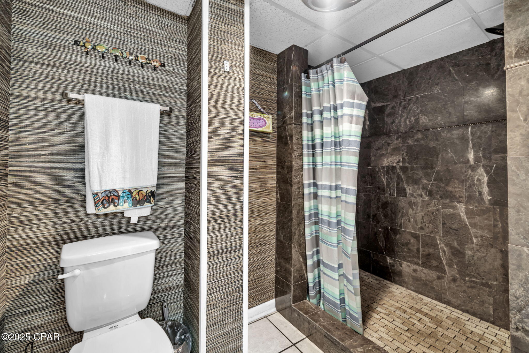 Leeward/Windward Condo - Residential