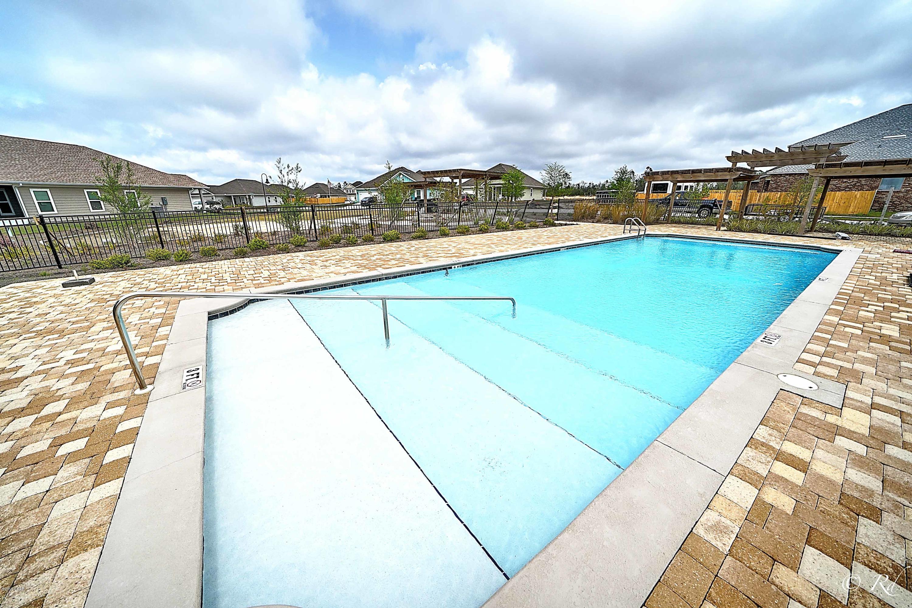 Village Of Mill Bayou/Shoreline Village Ph 1A - Residential