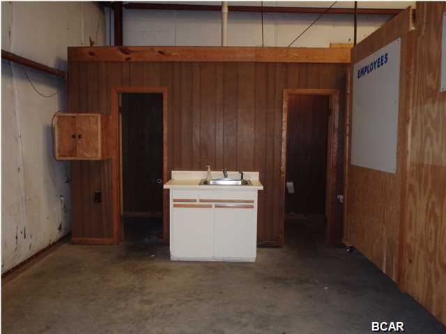 No Named Subdivision - Commercial Lease