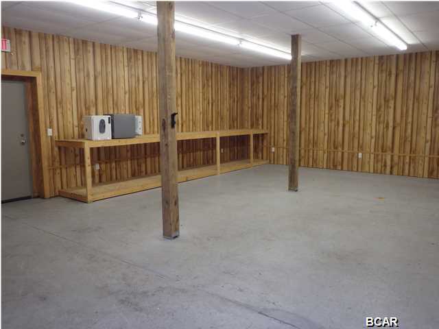 No Named Subdivision - Commercial Lease