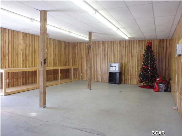 No Named Subdivision - Commercial Lease