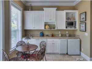 La Valencia Beach Resort - Residential