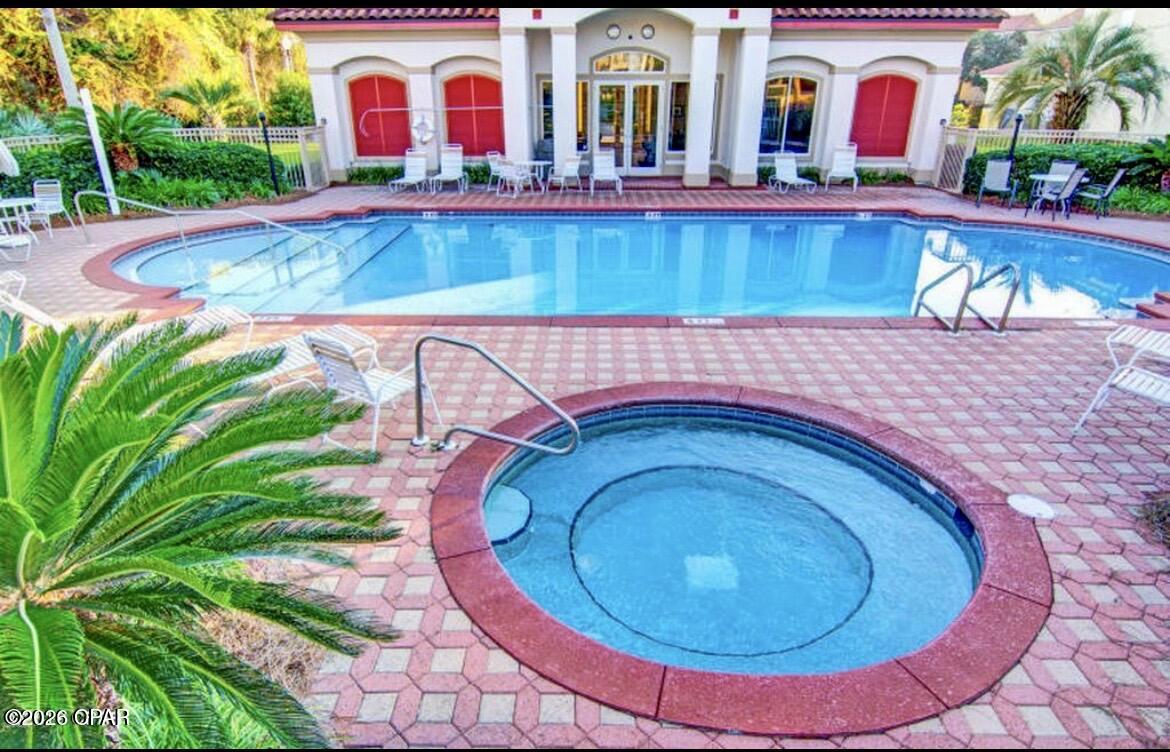 La Valencia Beach Resort - Residential