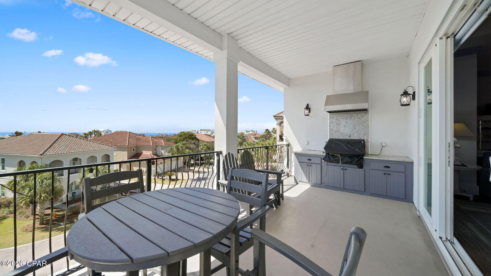 La Valencia Beach Resort - Residential