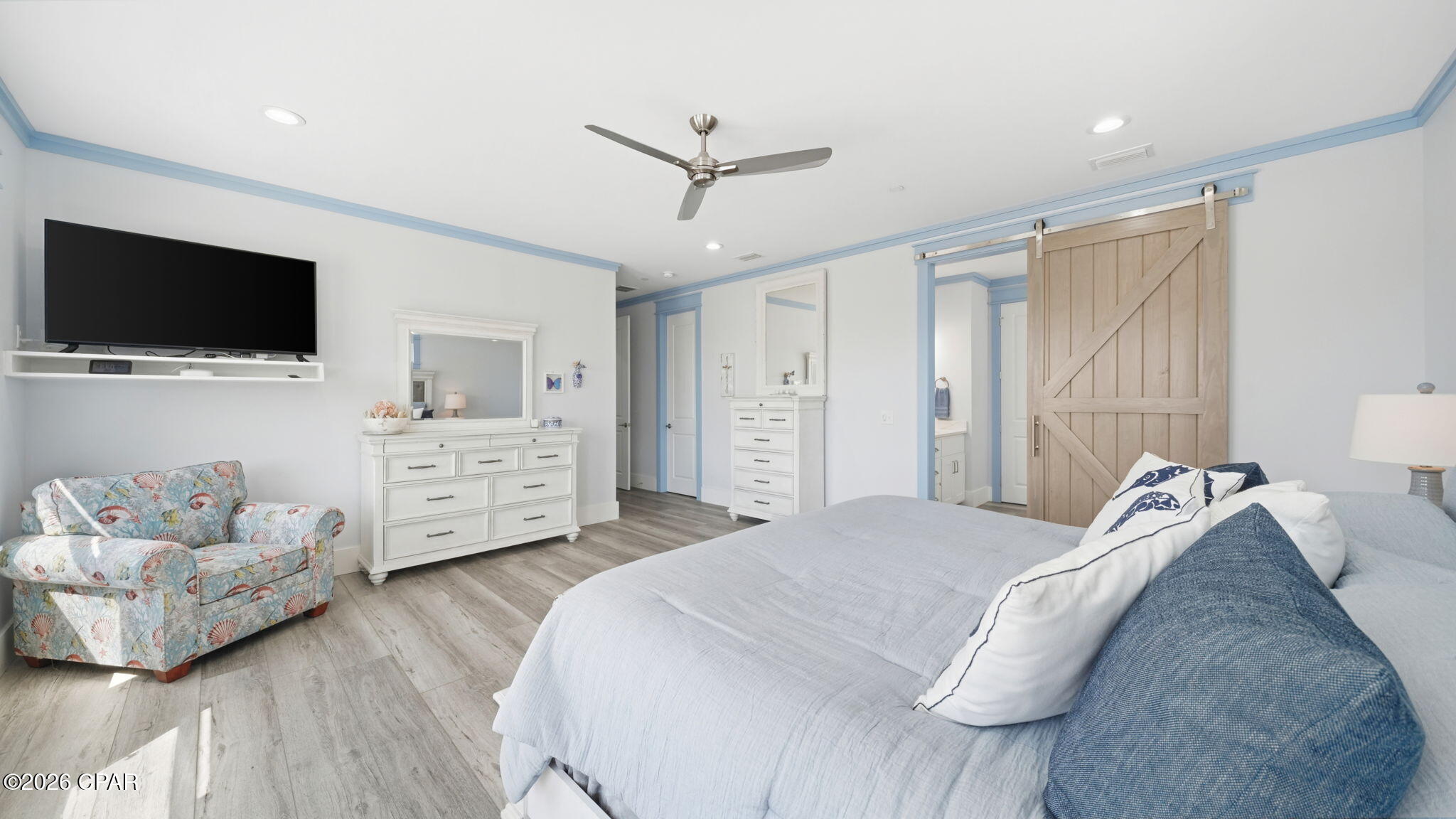 La Valencia Beach Resort - Residential