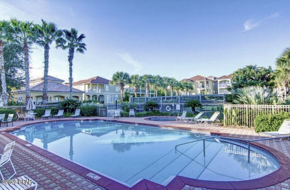 La Valencia Beach Resort - Residential