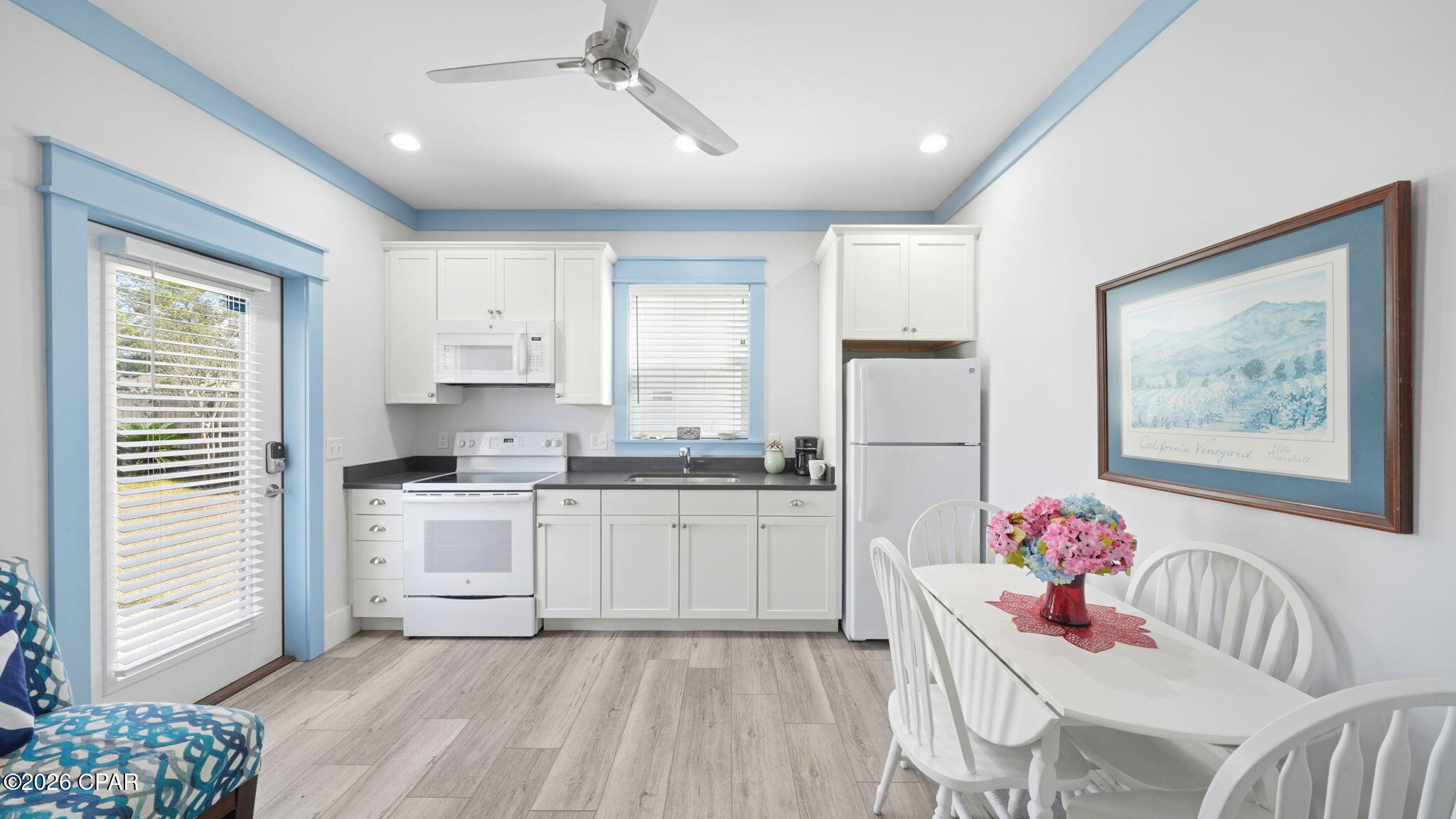 La Valencia Beach Resort - Residential