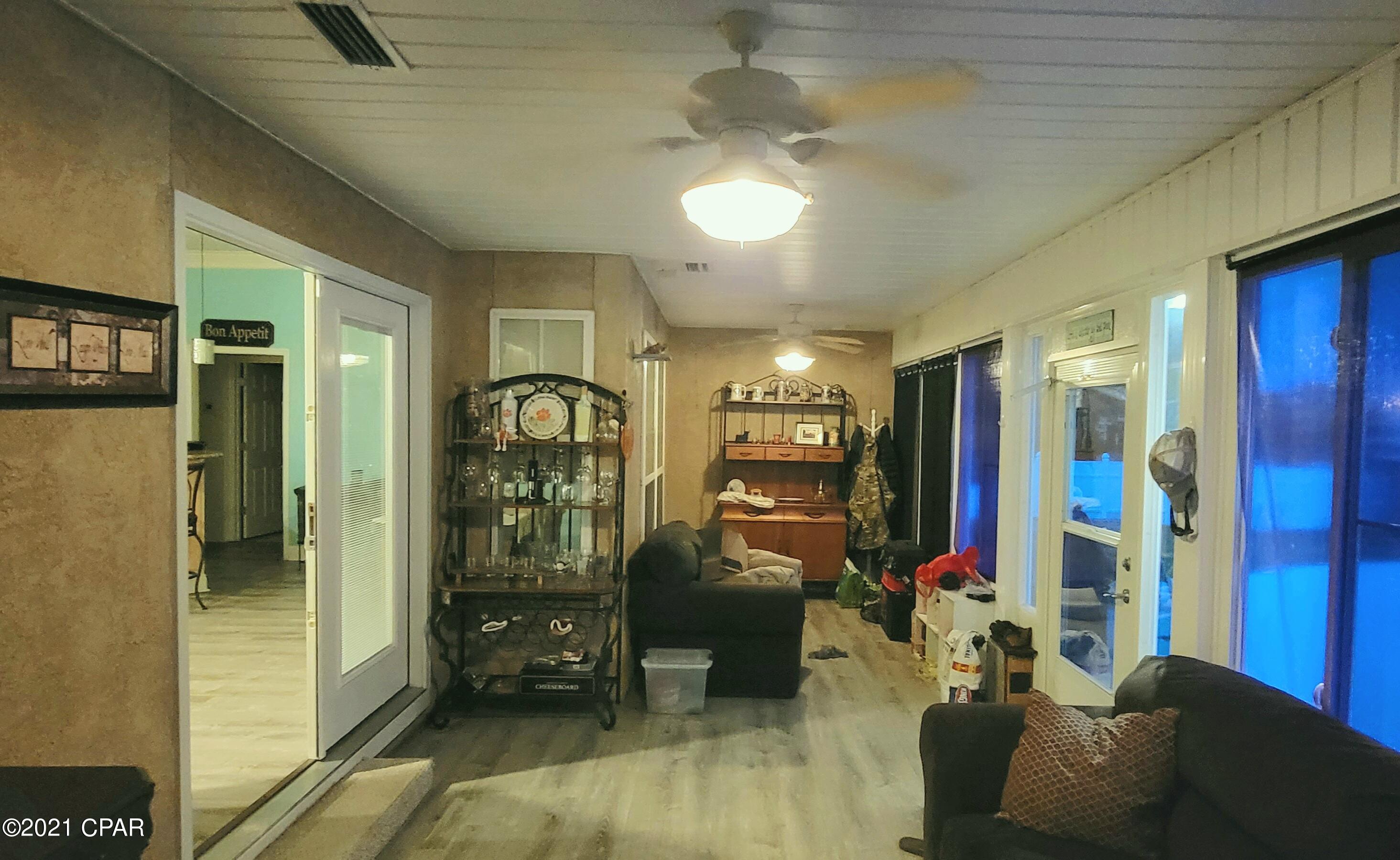 Hammocks - Residential Lease