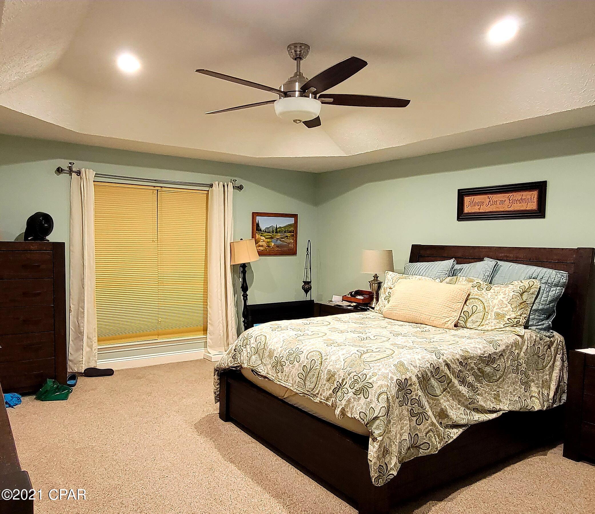 Hammocks - Residential Lease