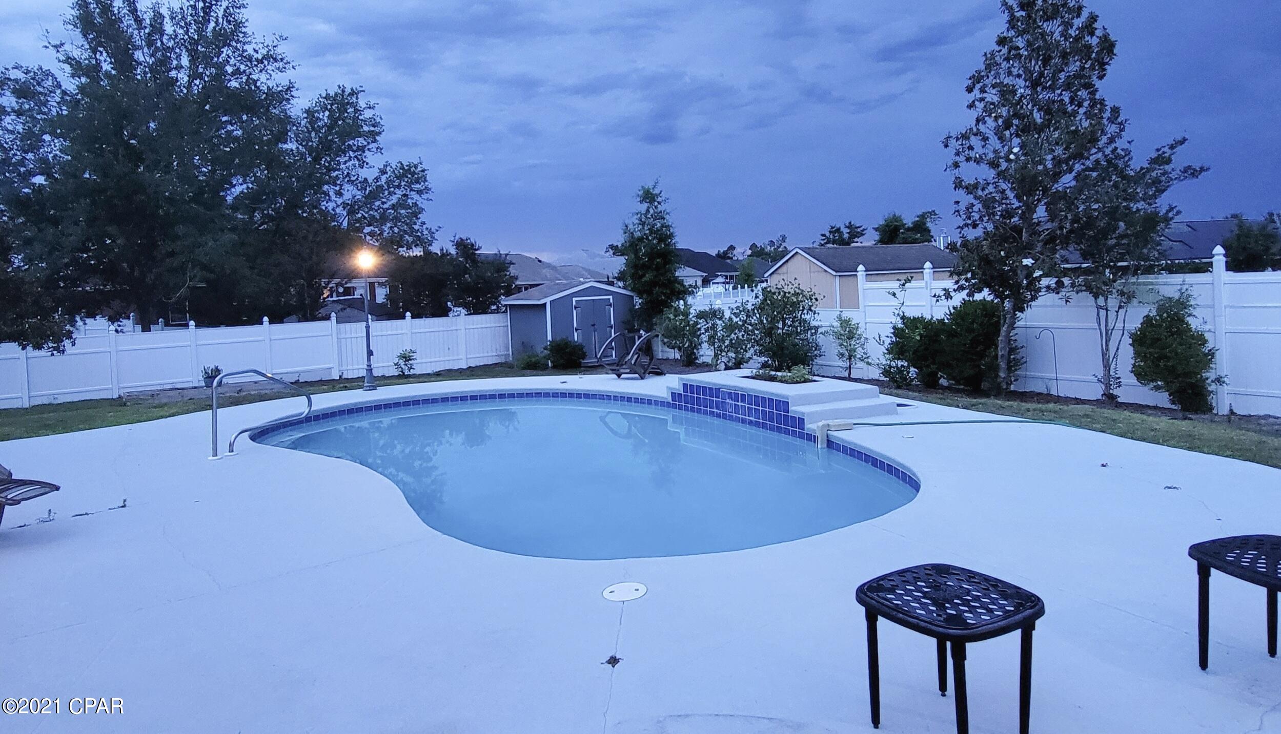 Hammocks - Residential Lease