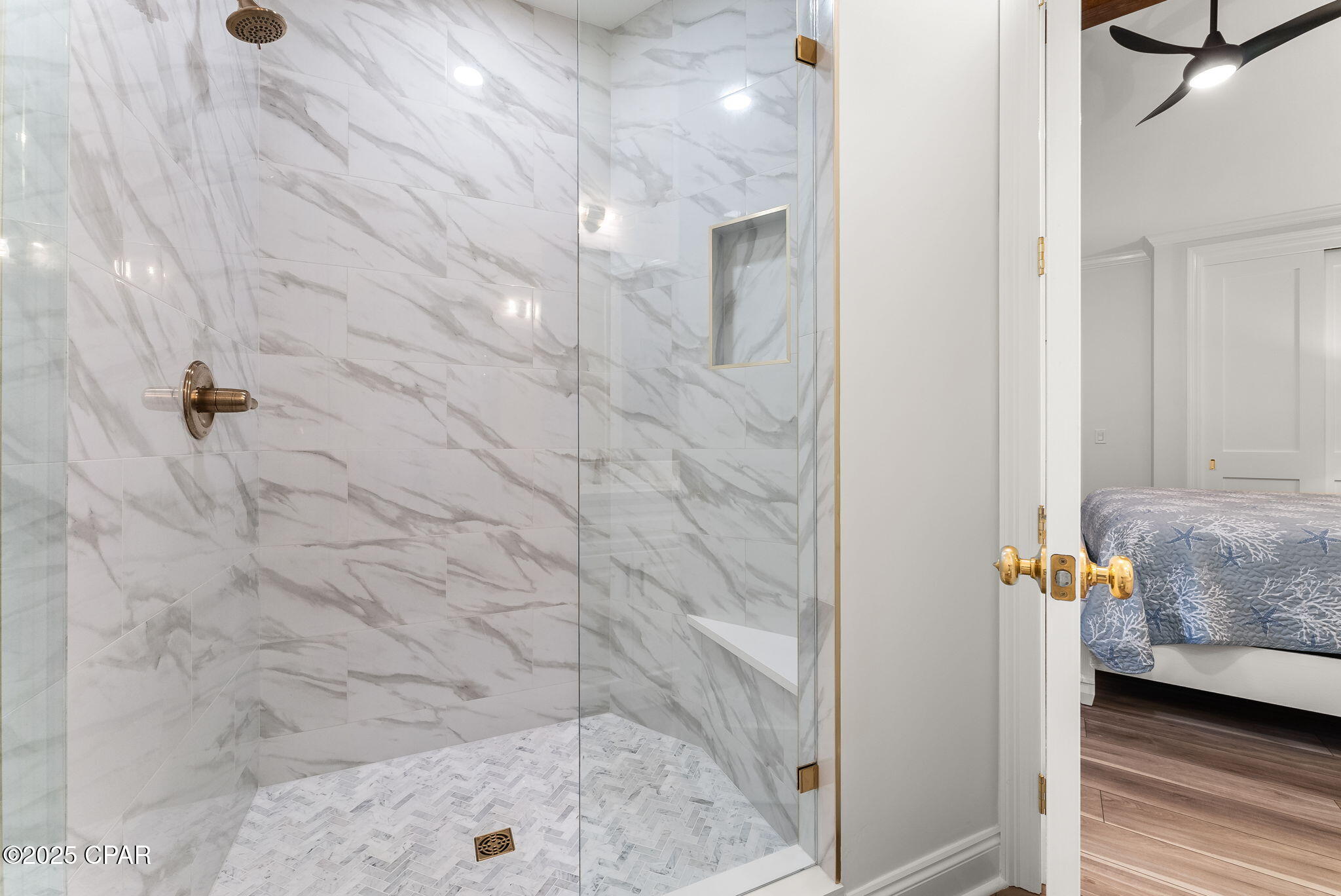 Venture Out Travel Trail - Residential