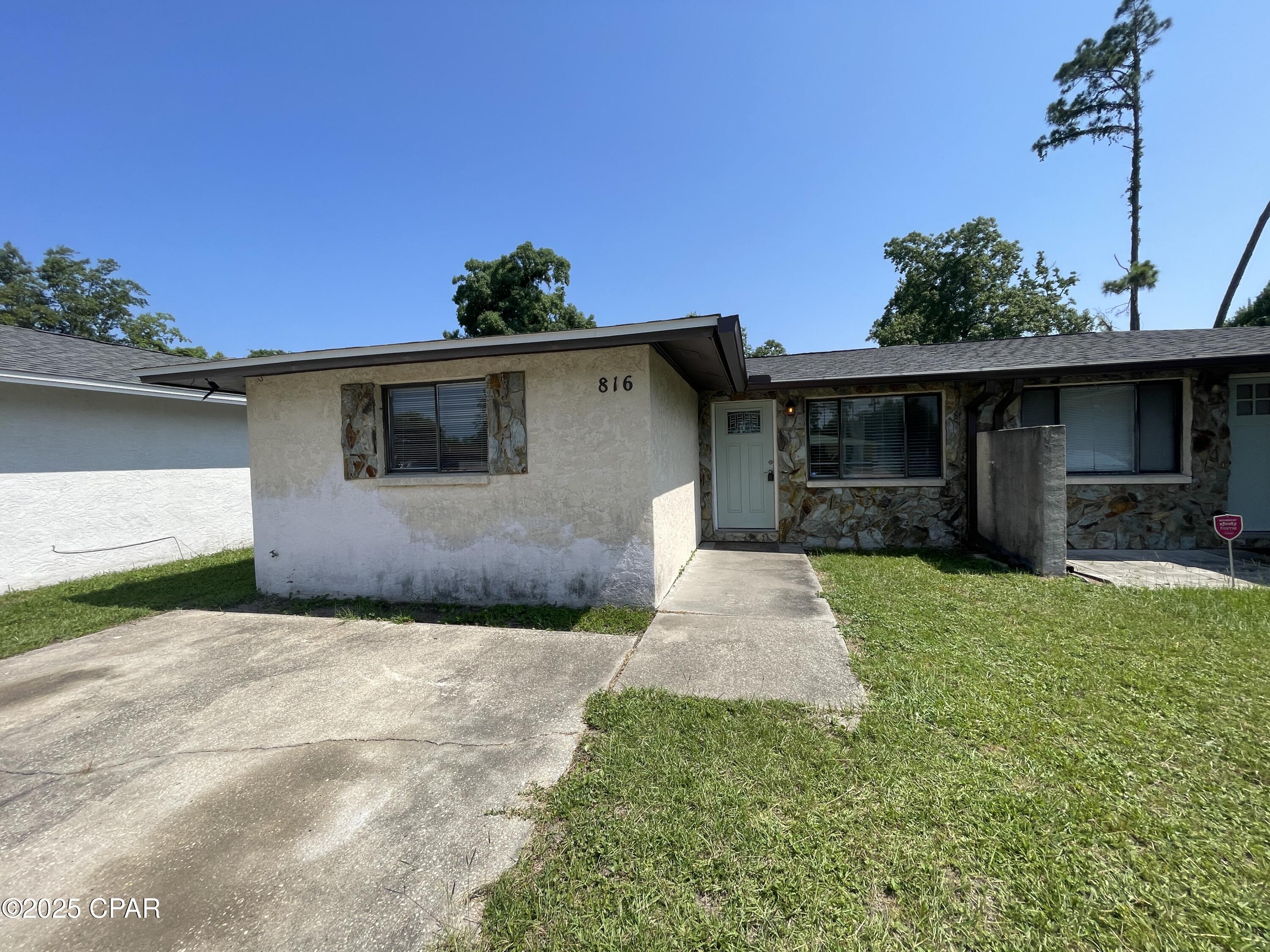 [No Recorded Subdiv] - Residential Lease