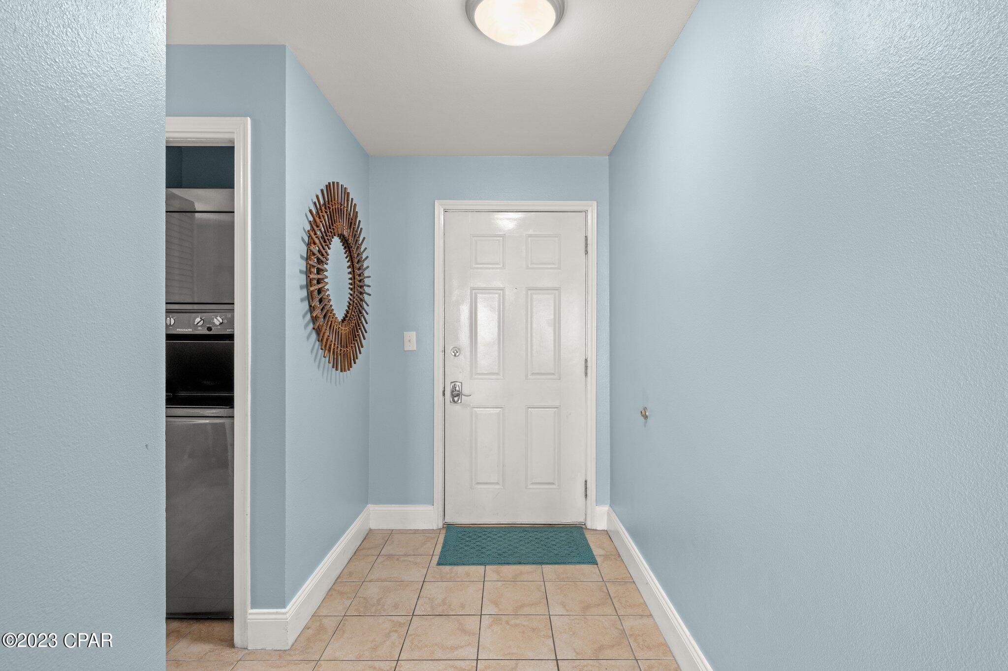 Laketown Wharf - Residential