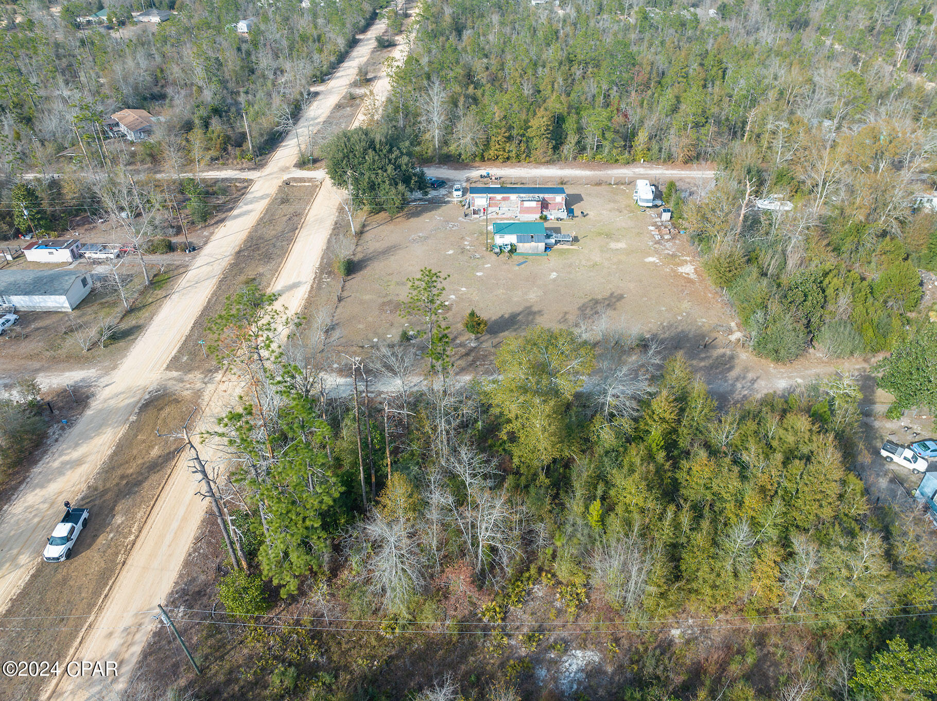 Caravana Manor 1st - Land