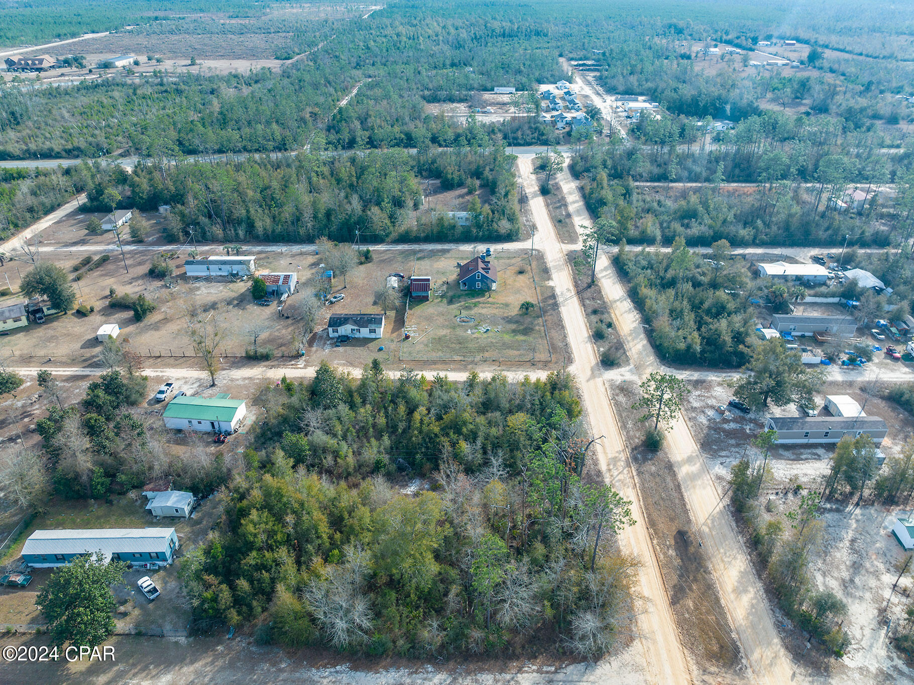 Caravana Manor 1st - Land