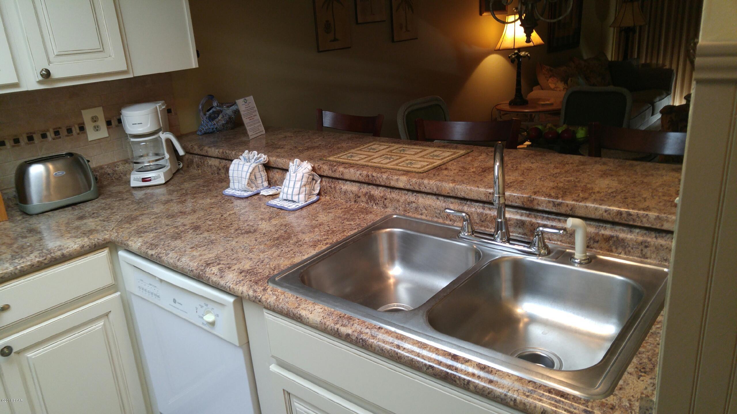 The Commodore - Residential