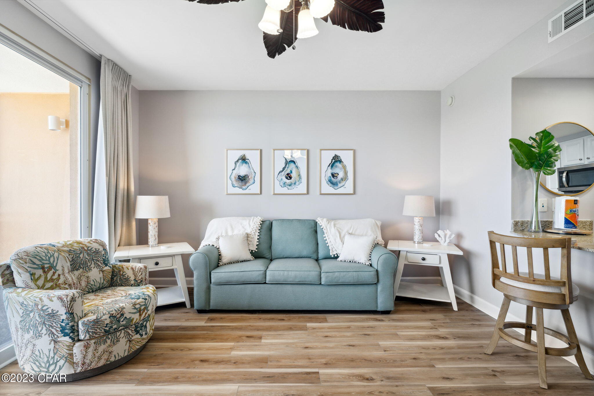 Splash Condo - Residential