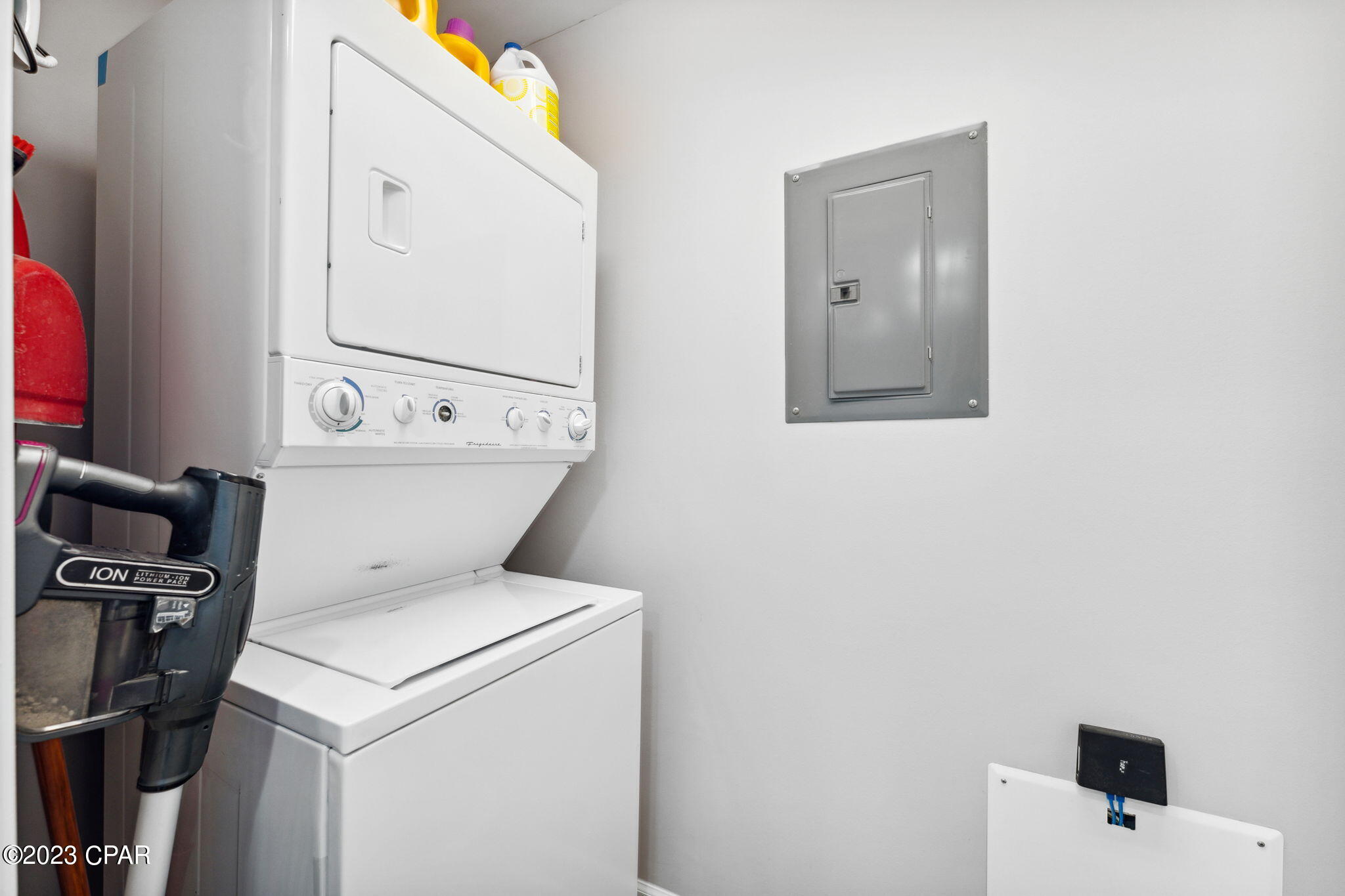 Splash Condo - Residential