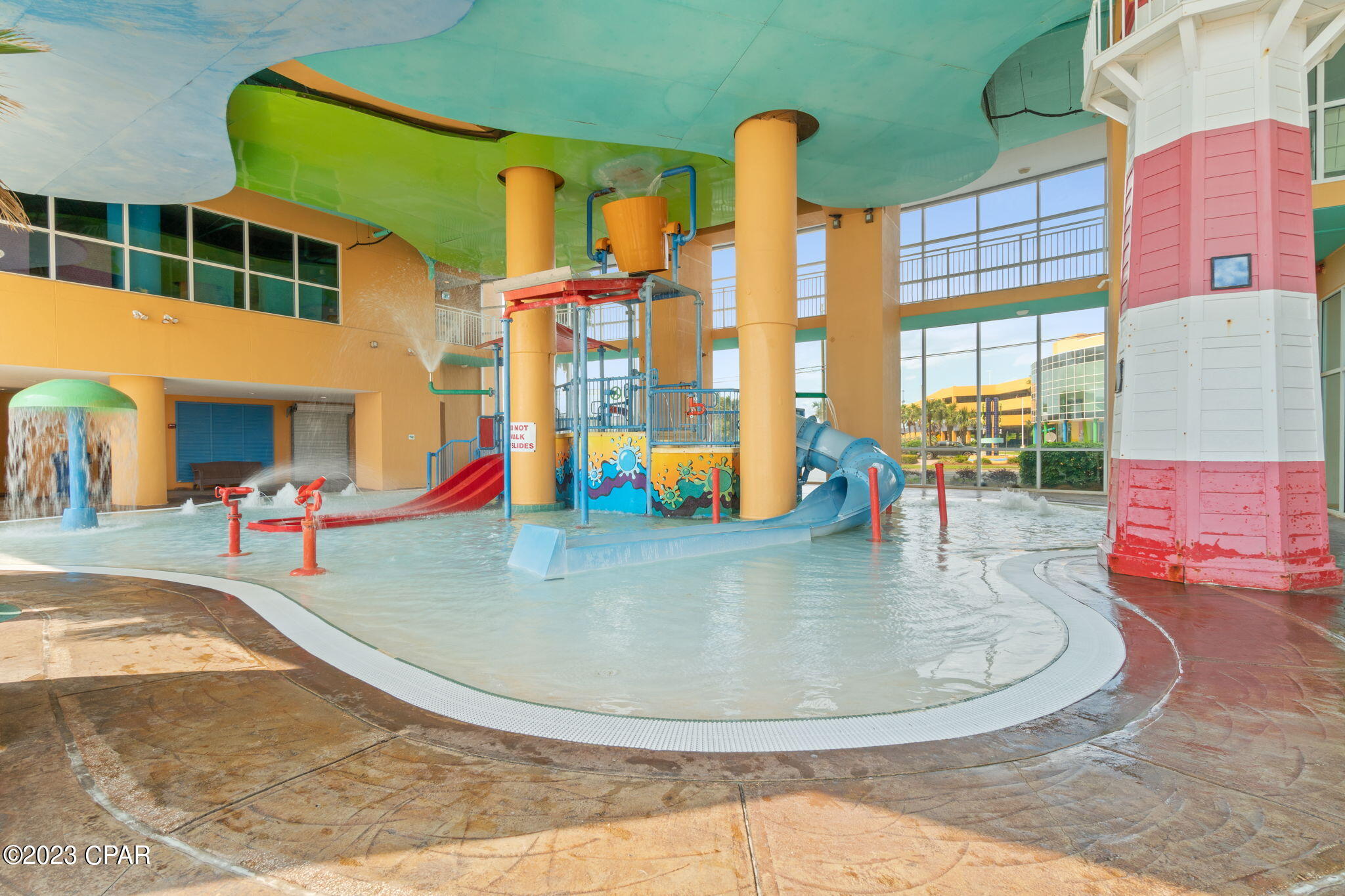 Splash Condo - Residential