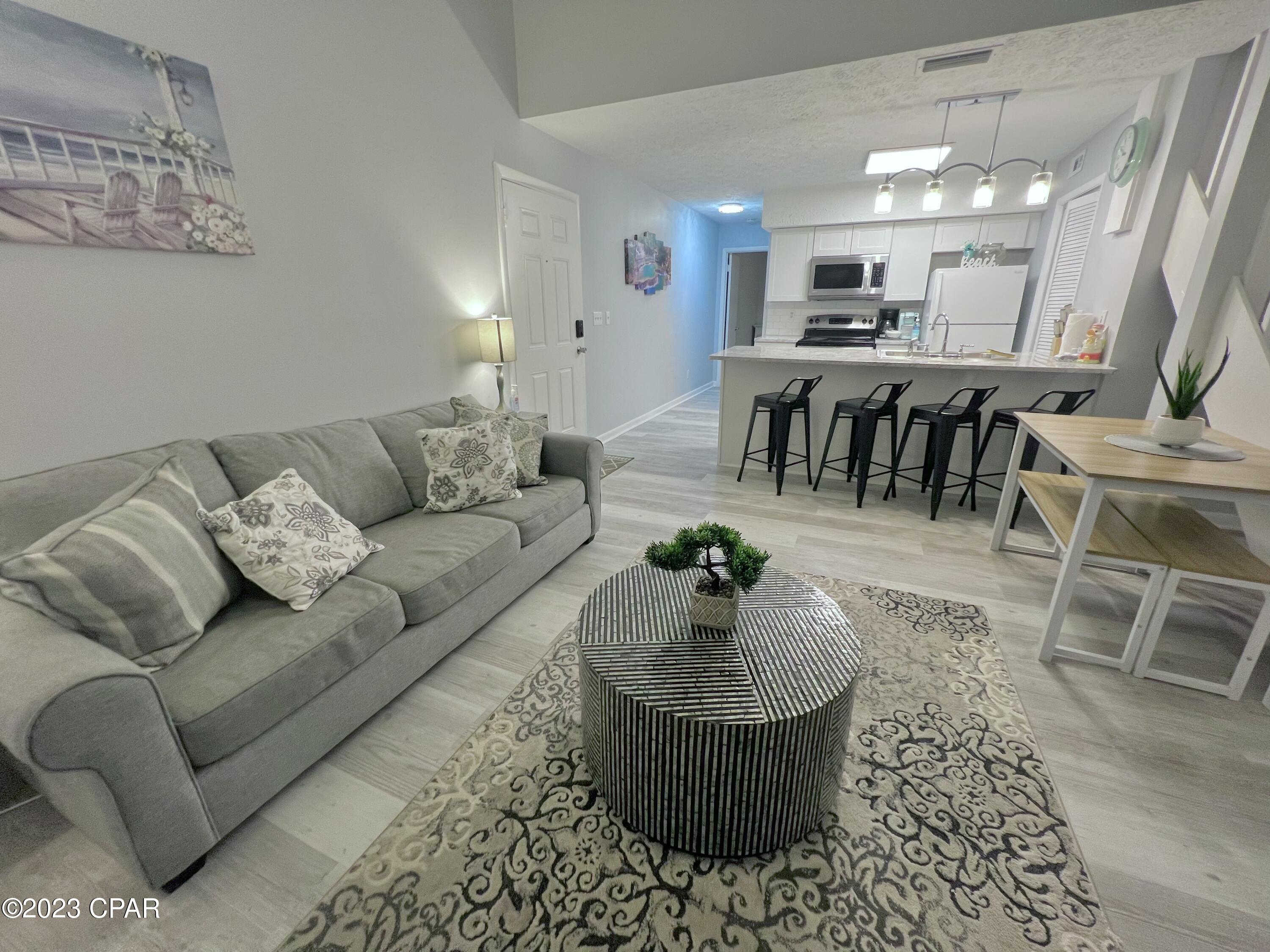 [No Recorded Subdiv] - Commercial Sale