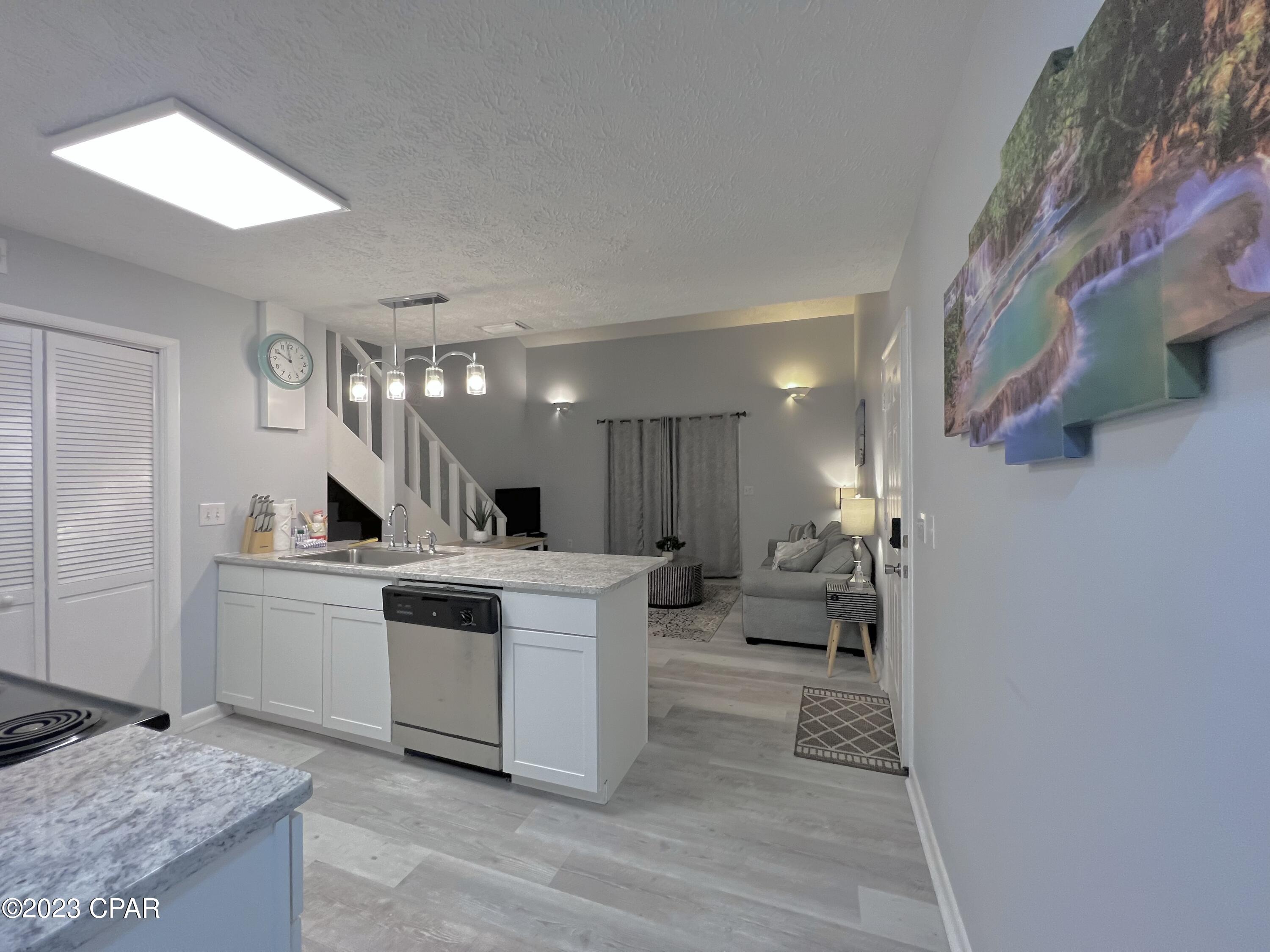 [No Recorded Subdiv] - Commercial Sale