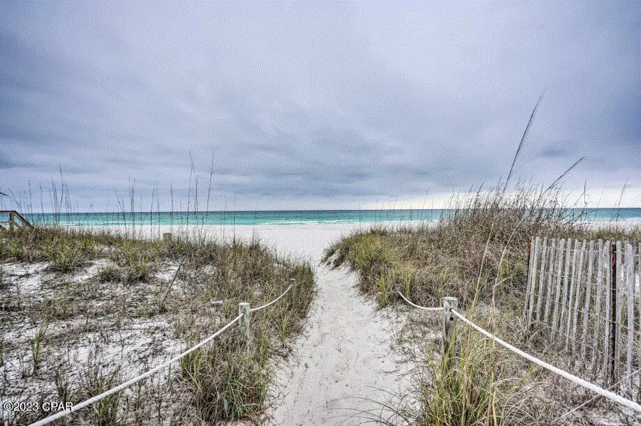 [No Recorded Subdiv] - Commercial Sale