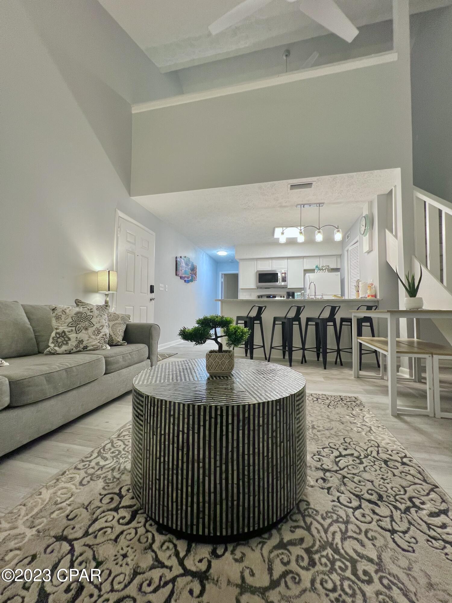 [No Recorded Subdiv] - Commercial Sale