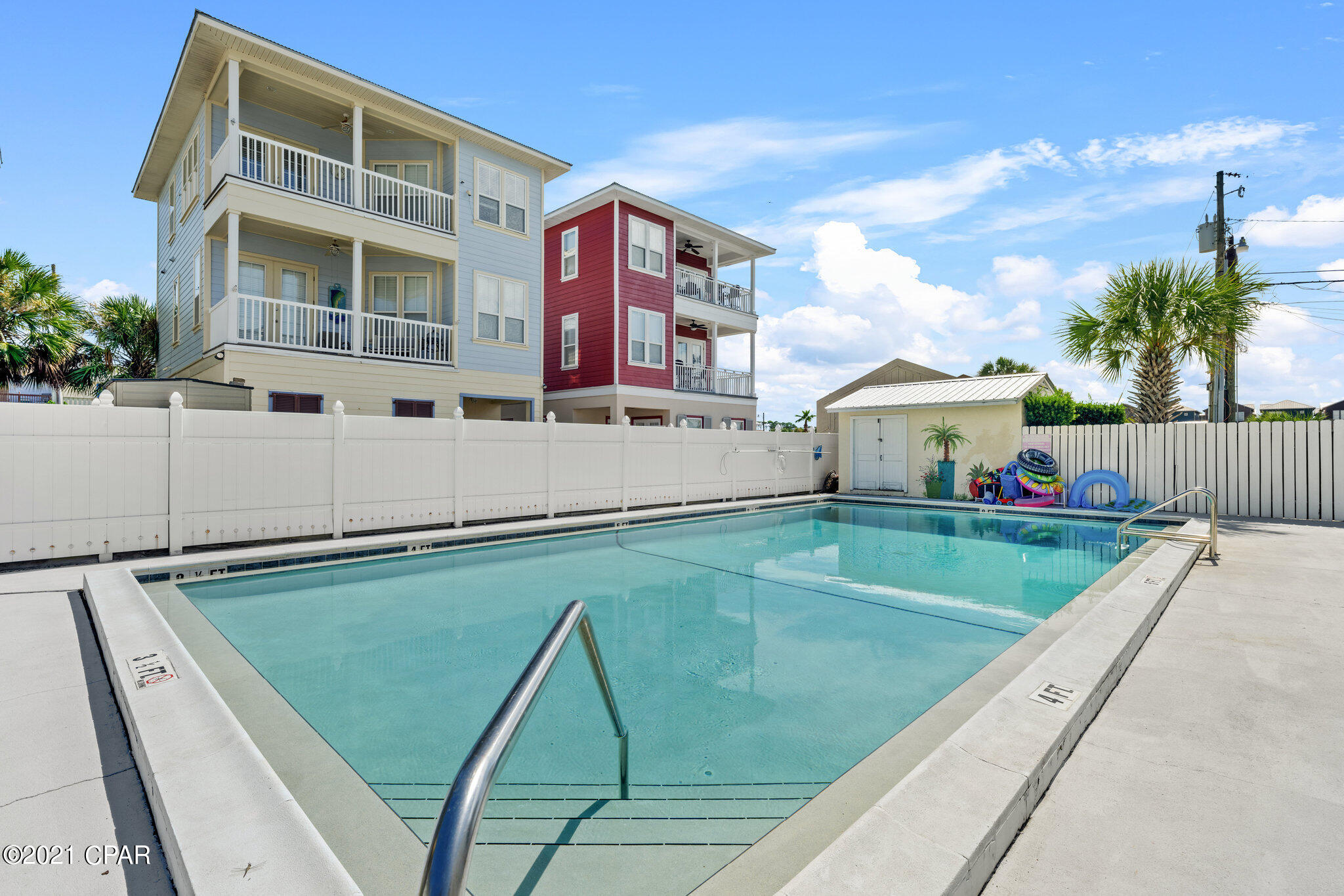 Dune Crest - Residential